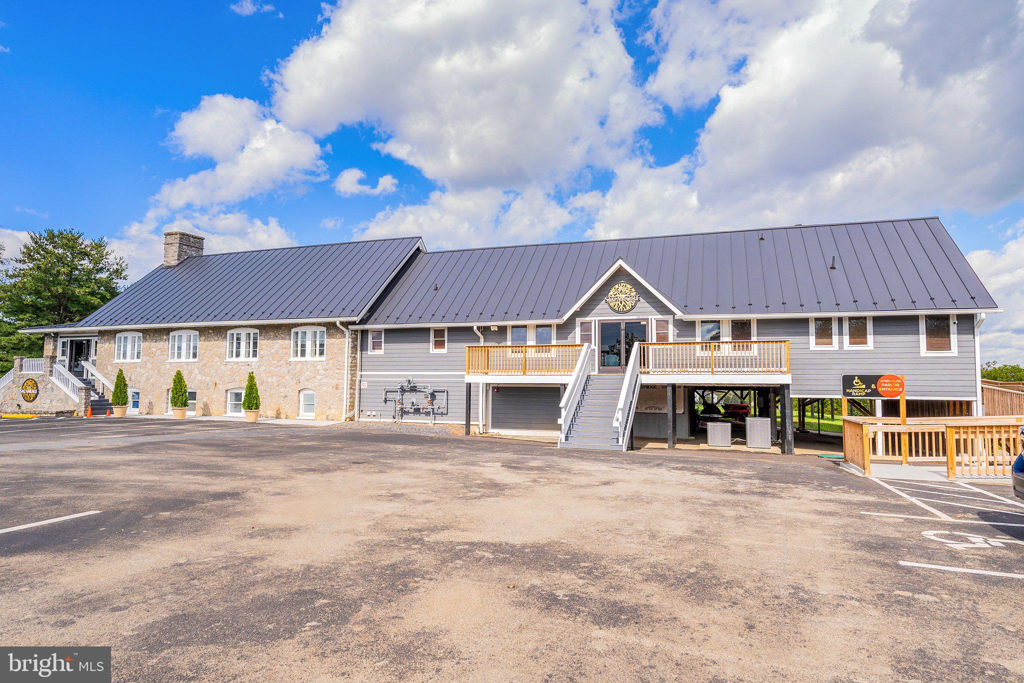 STONEBRIDGE - Residential