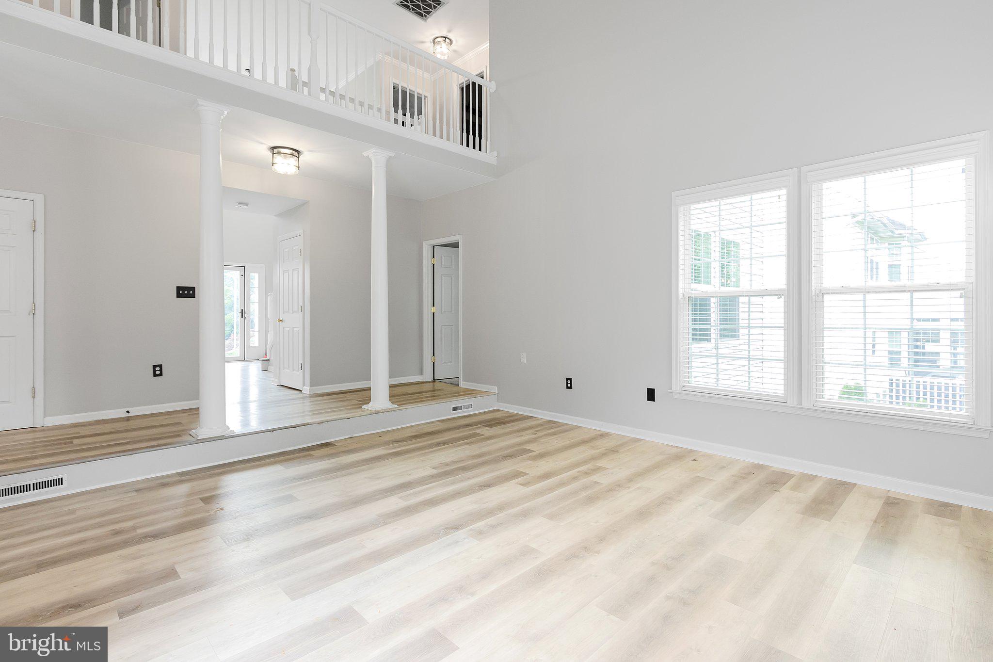 STONEBRIDGE - Residential