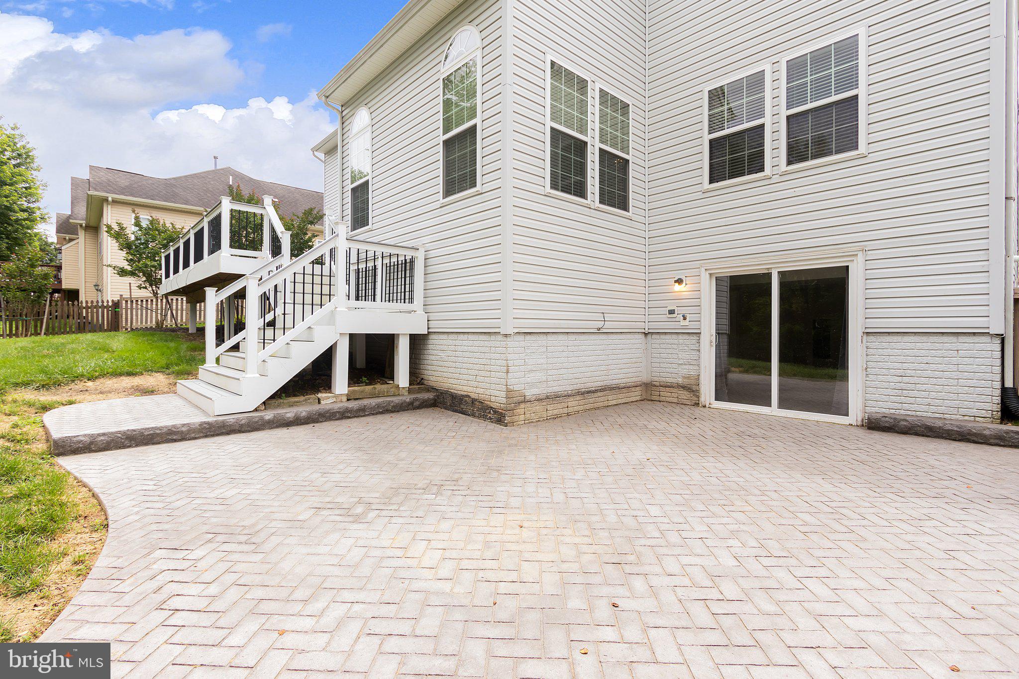 STONEBRIDGE - Residential