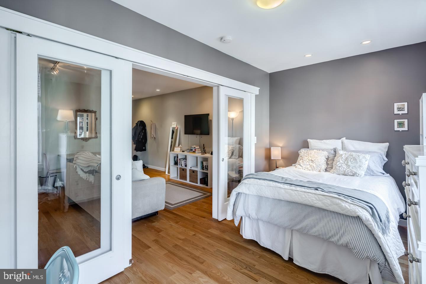 WASHINGTON SQ WEST - Residential Lease