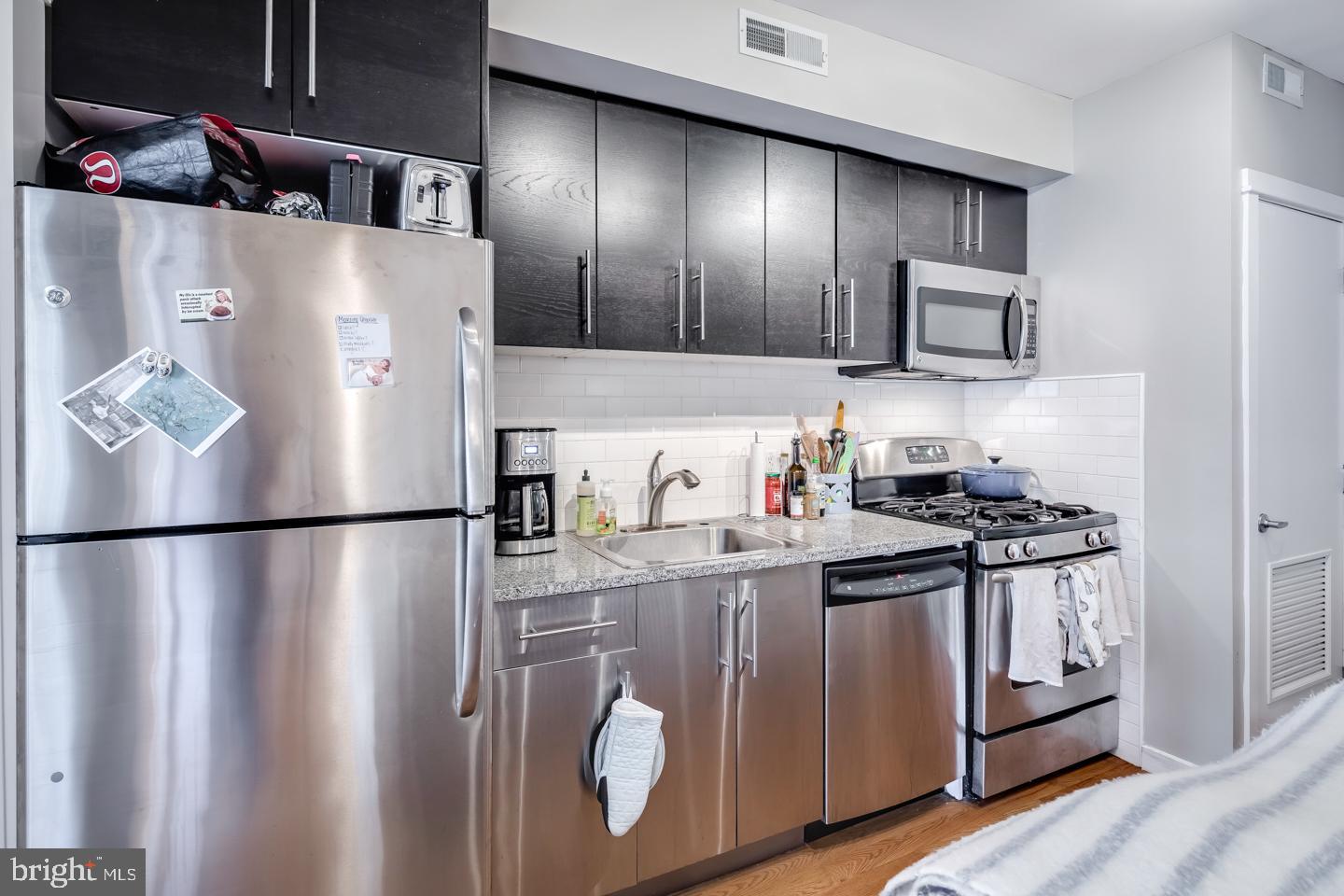 WASHINGTON SQ WEST - Residential Lease