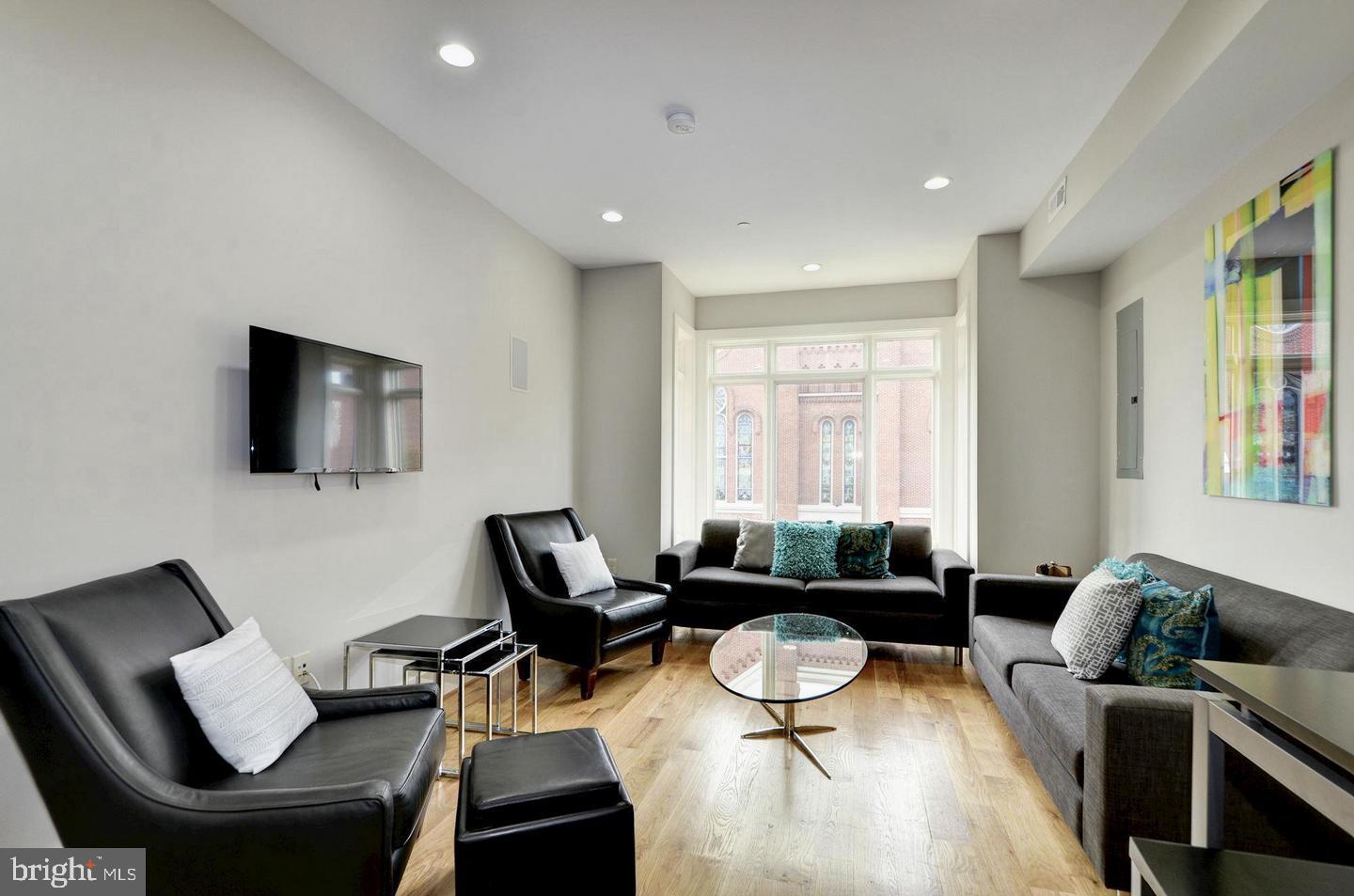 OLD CITY #1 - Residential Lease