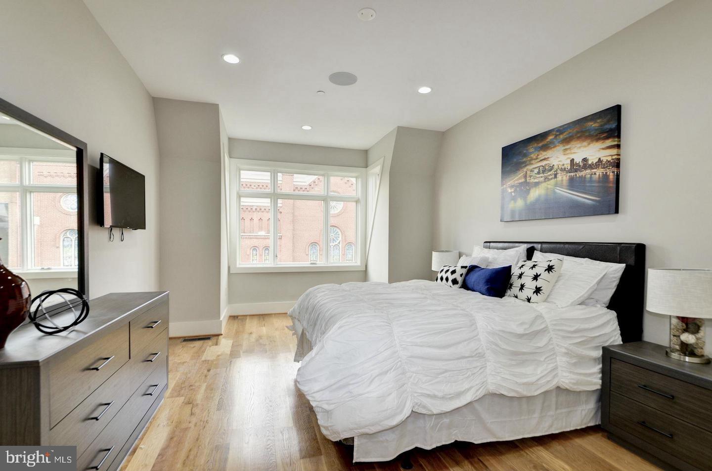 OLD CITY #1 - Residential Lease