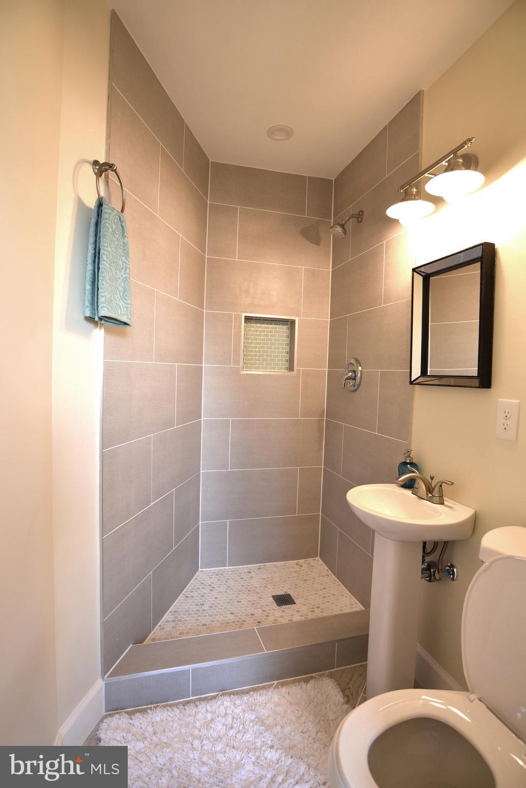 CHILLUM TERRACE - Residential