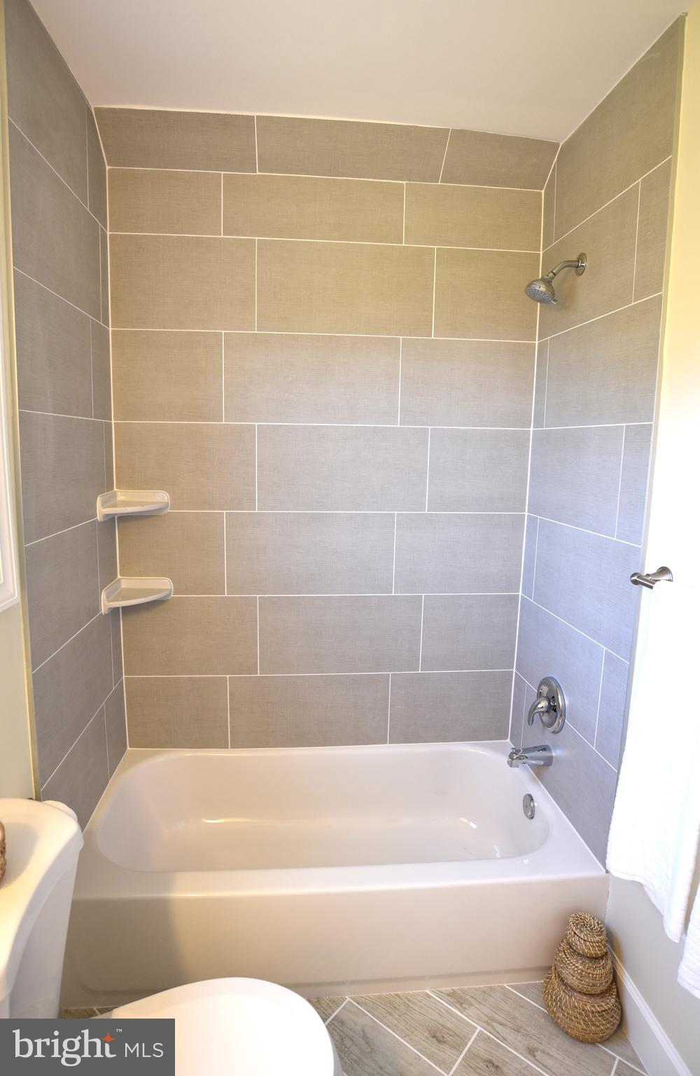 CHILLUM TERRACE - Residential