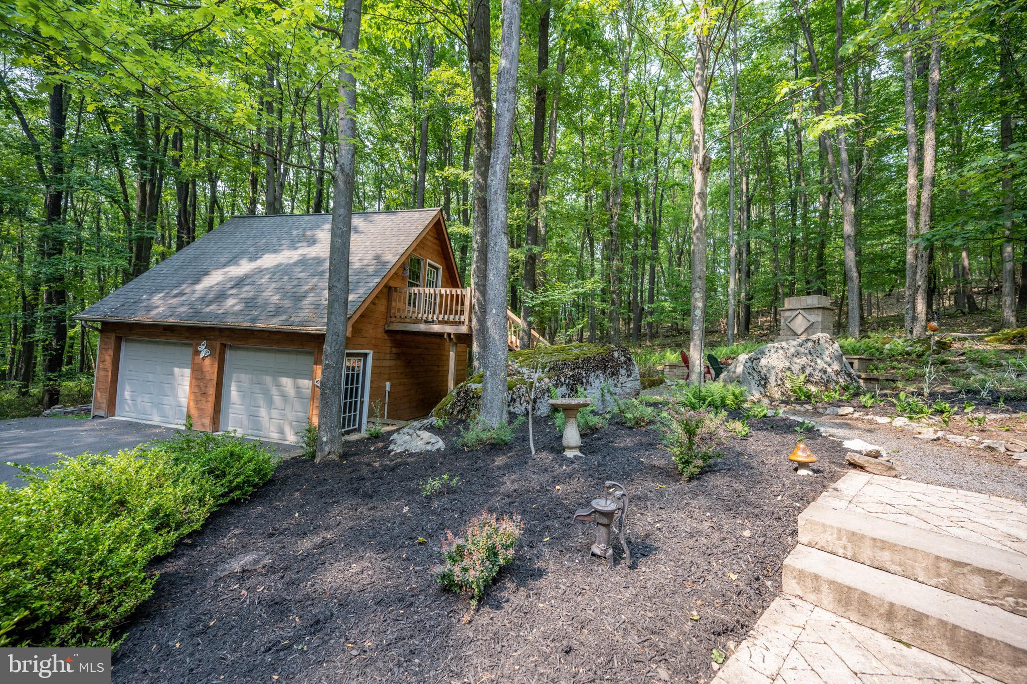 LAKE SHORE ESTATES - Residential