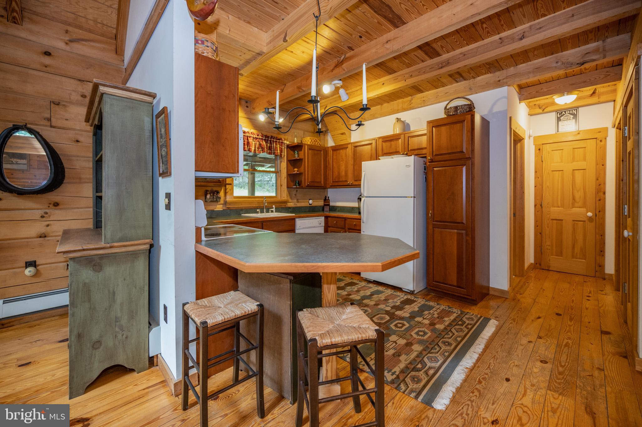 LAKE SHORE ESTATES - Residential