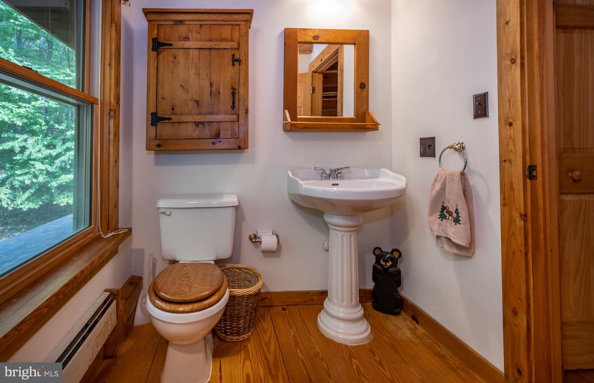 LAKE SHORE ESTATES - Residential