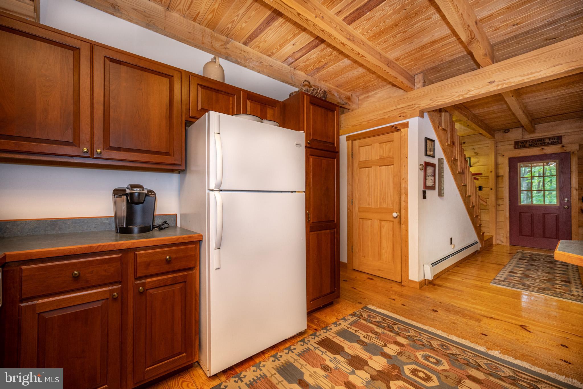 LAKE SHORE ESTATES - Residential