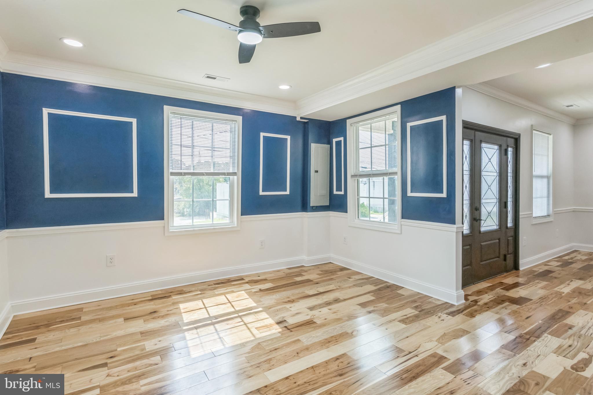 NEWTOWN HISTORIC DISTRIC - Residential