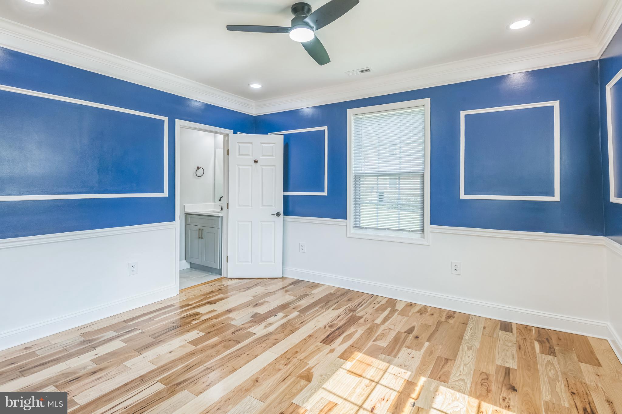 NEWTOWN HISTORIC DISTRIC - Residential