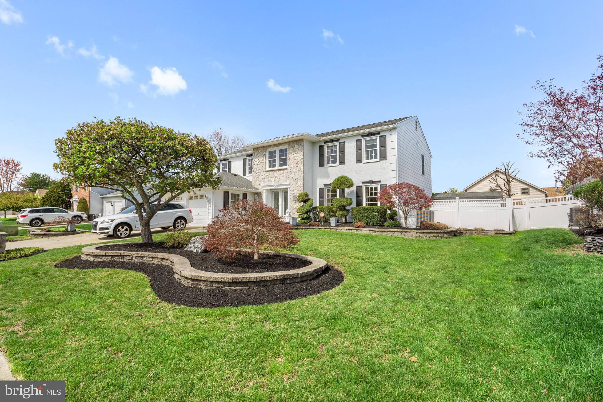 5 GREENLEIGH CIRCLE