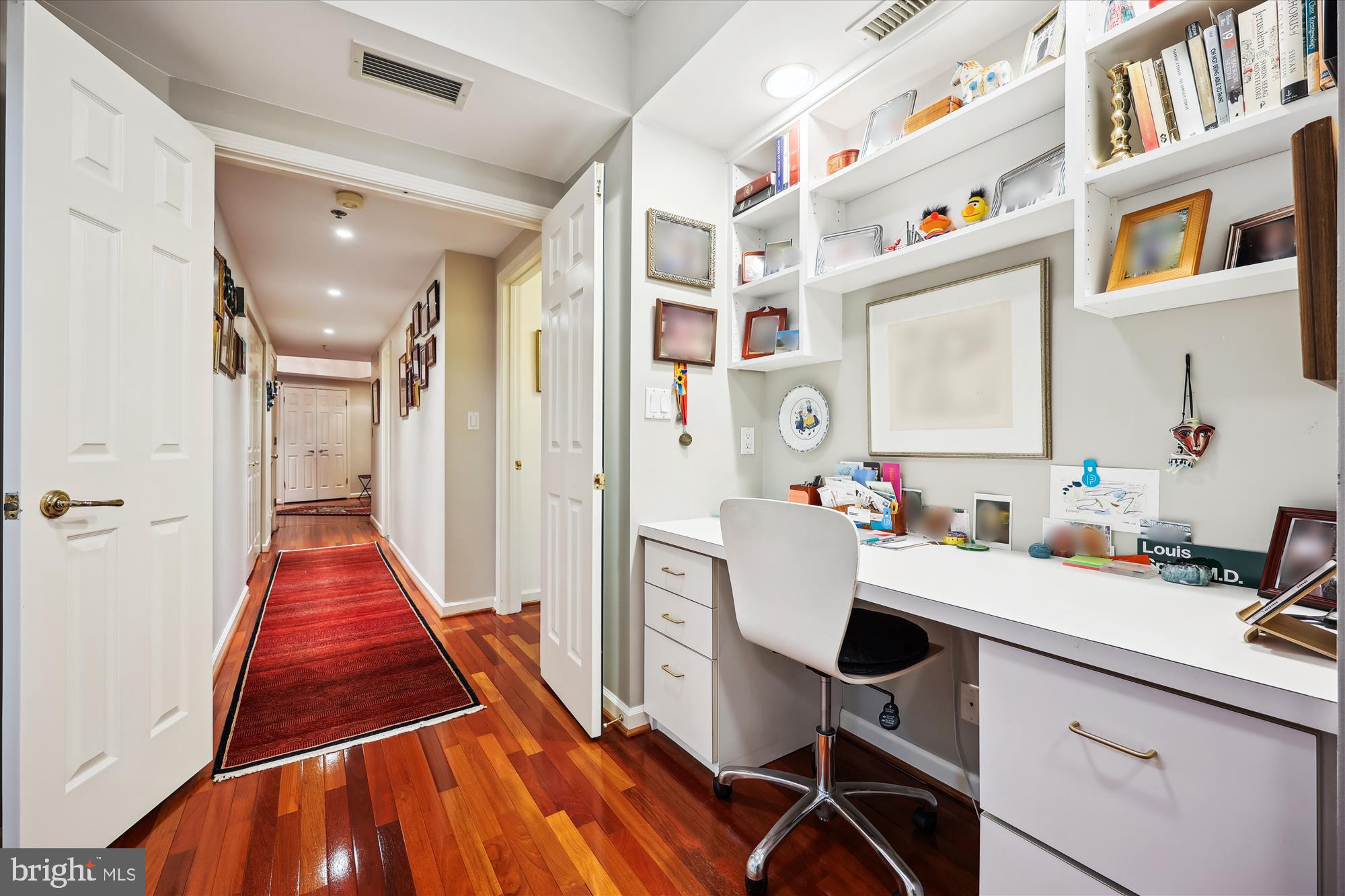 SOMERSET HOUSE - Residential