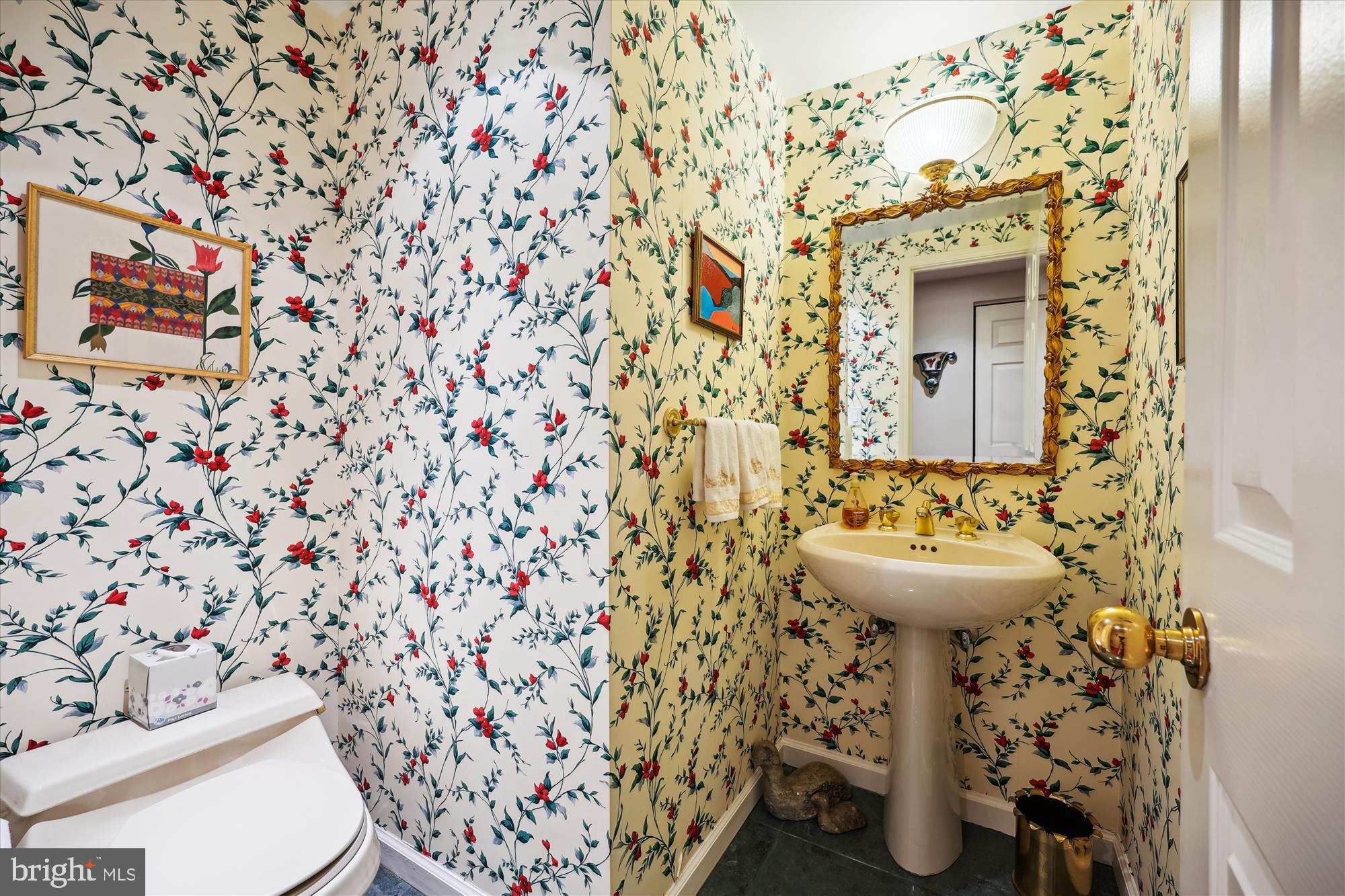 SOMERSET HOUSE - Residential