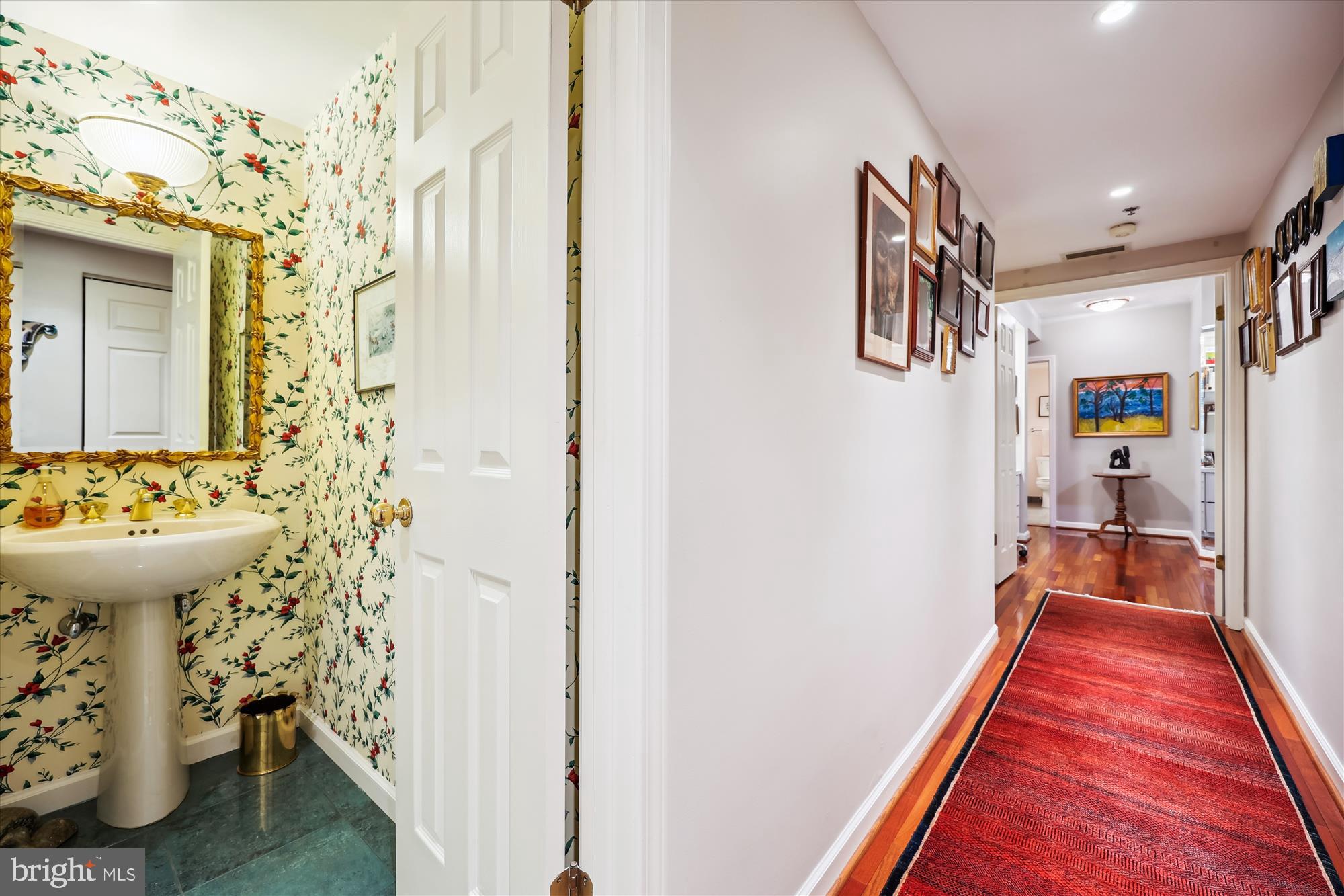 SOMERSET HOUSE - Residential