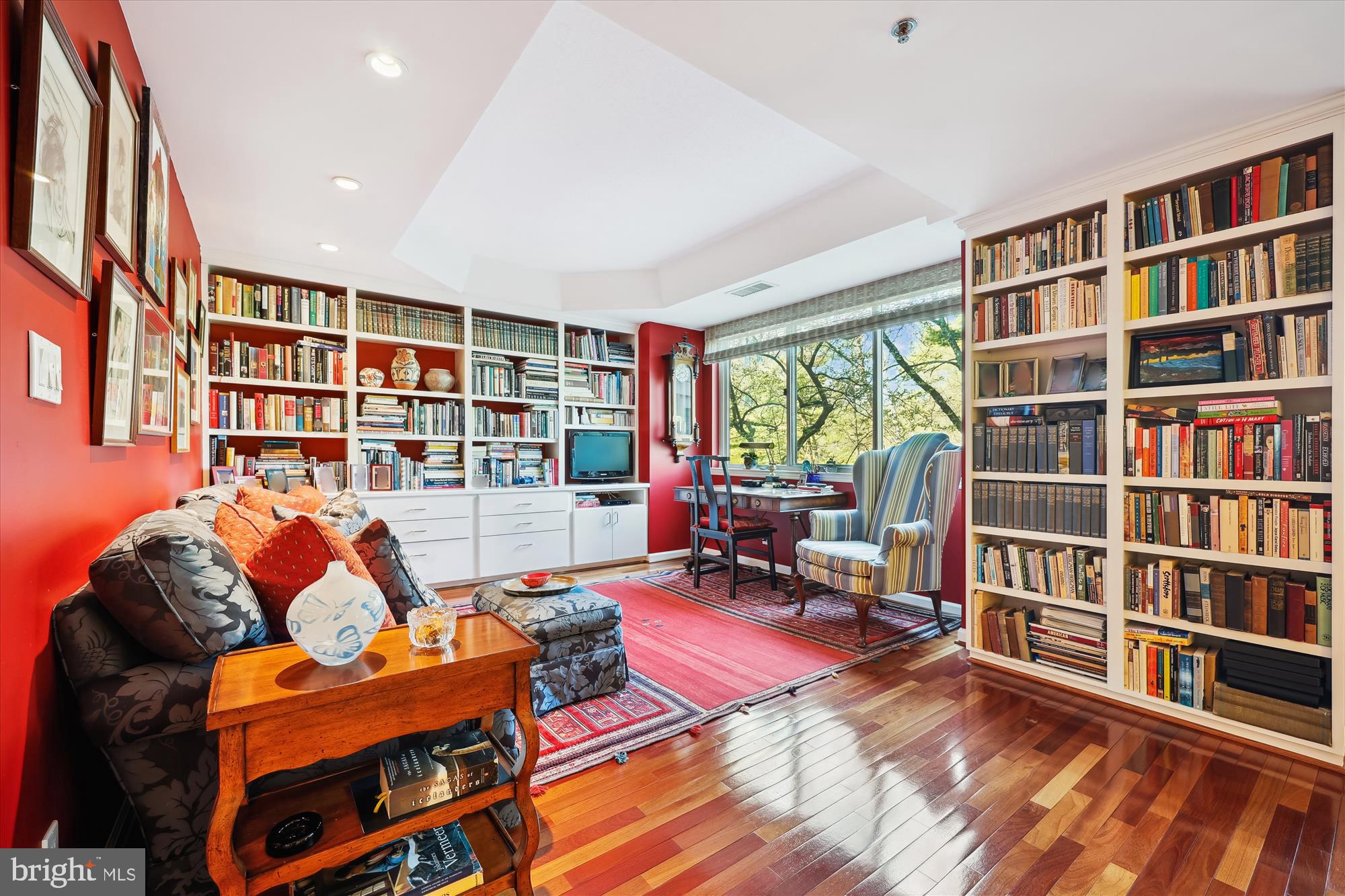 SOMERSET HOUSE - Residential