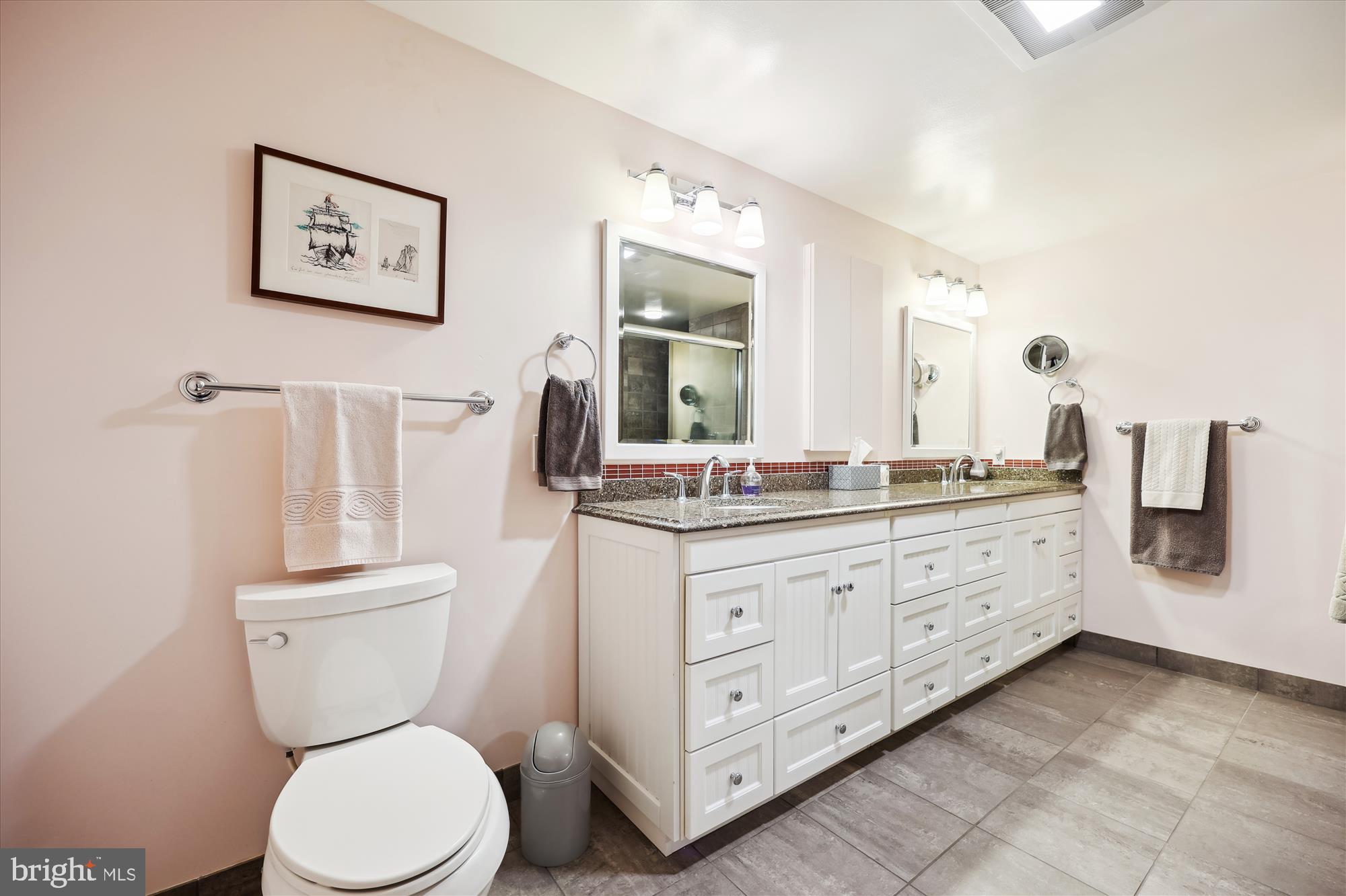 SOMERSET HOUSE - Residential