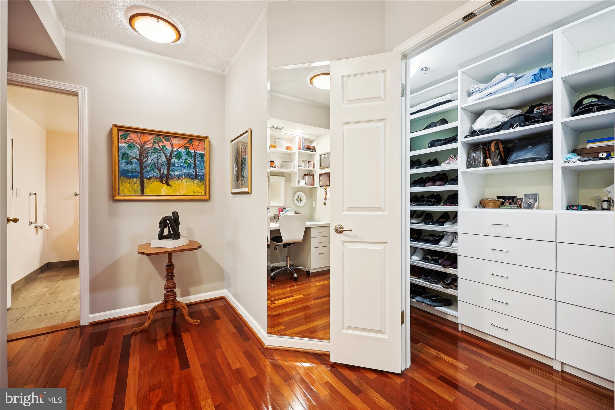 SOMERSET HOUSE - Residential