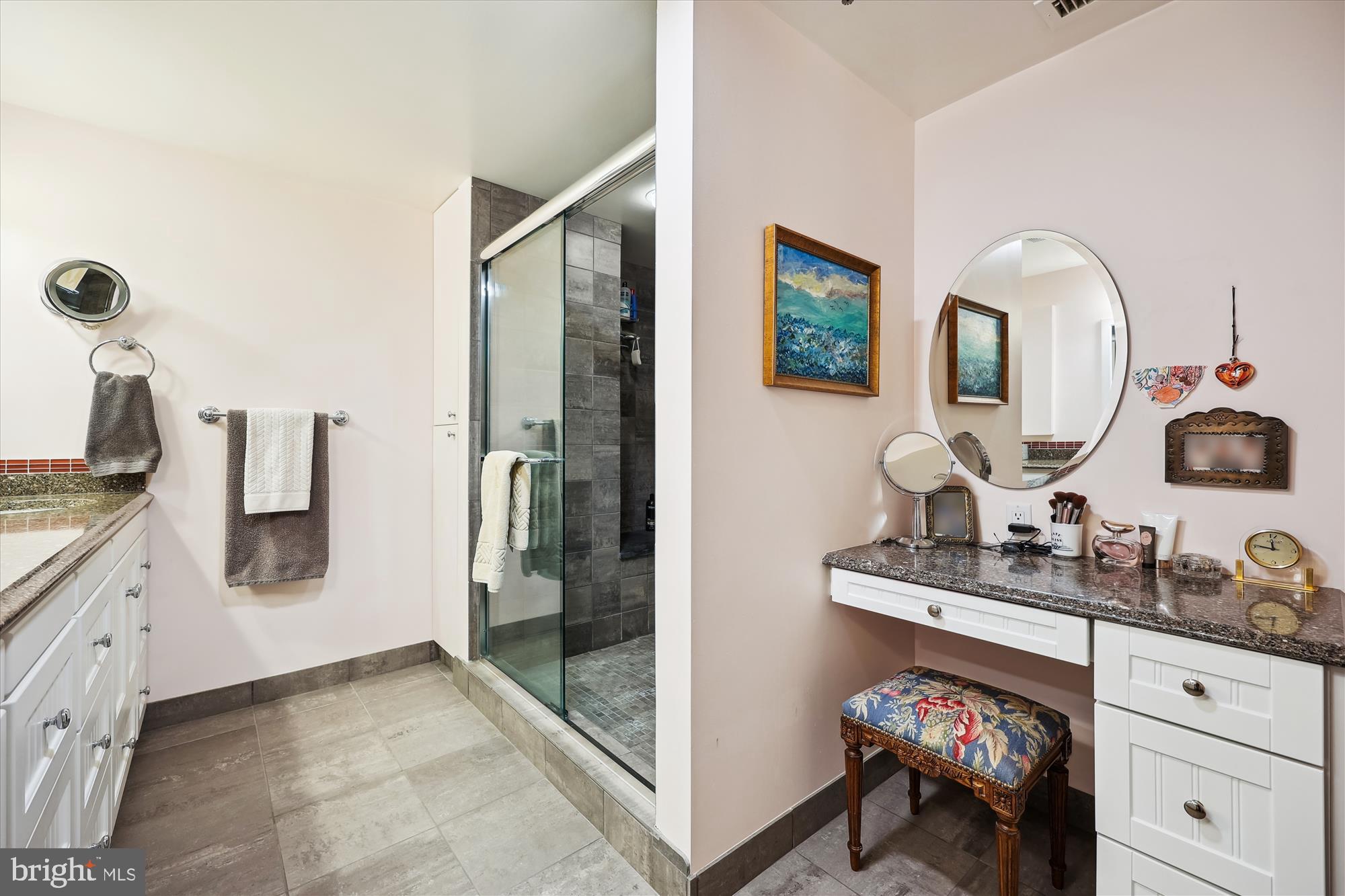 SOMERSET HOUSE - Residential