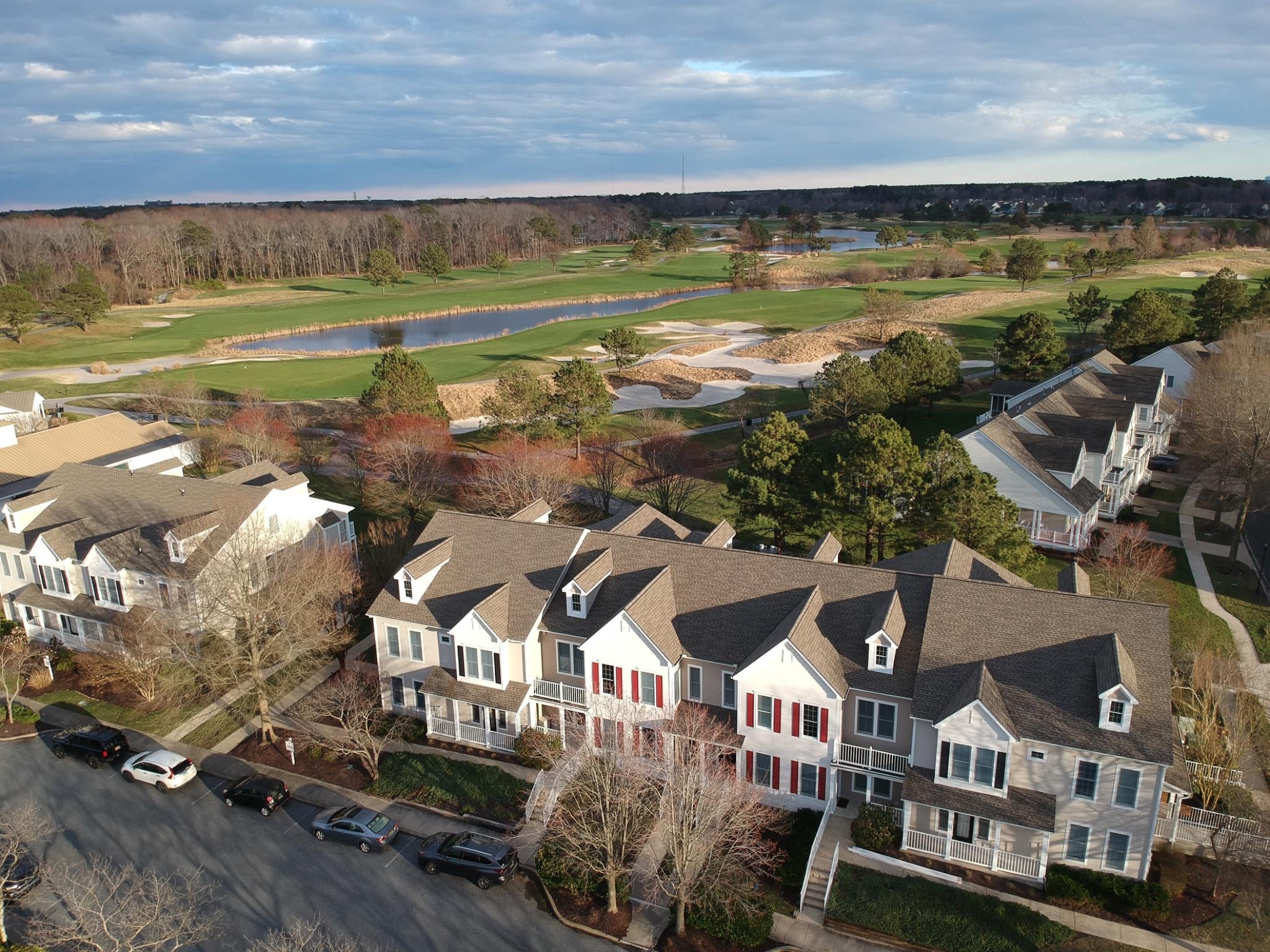 1 CLUBHOUSE DRIVE E