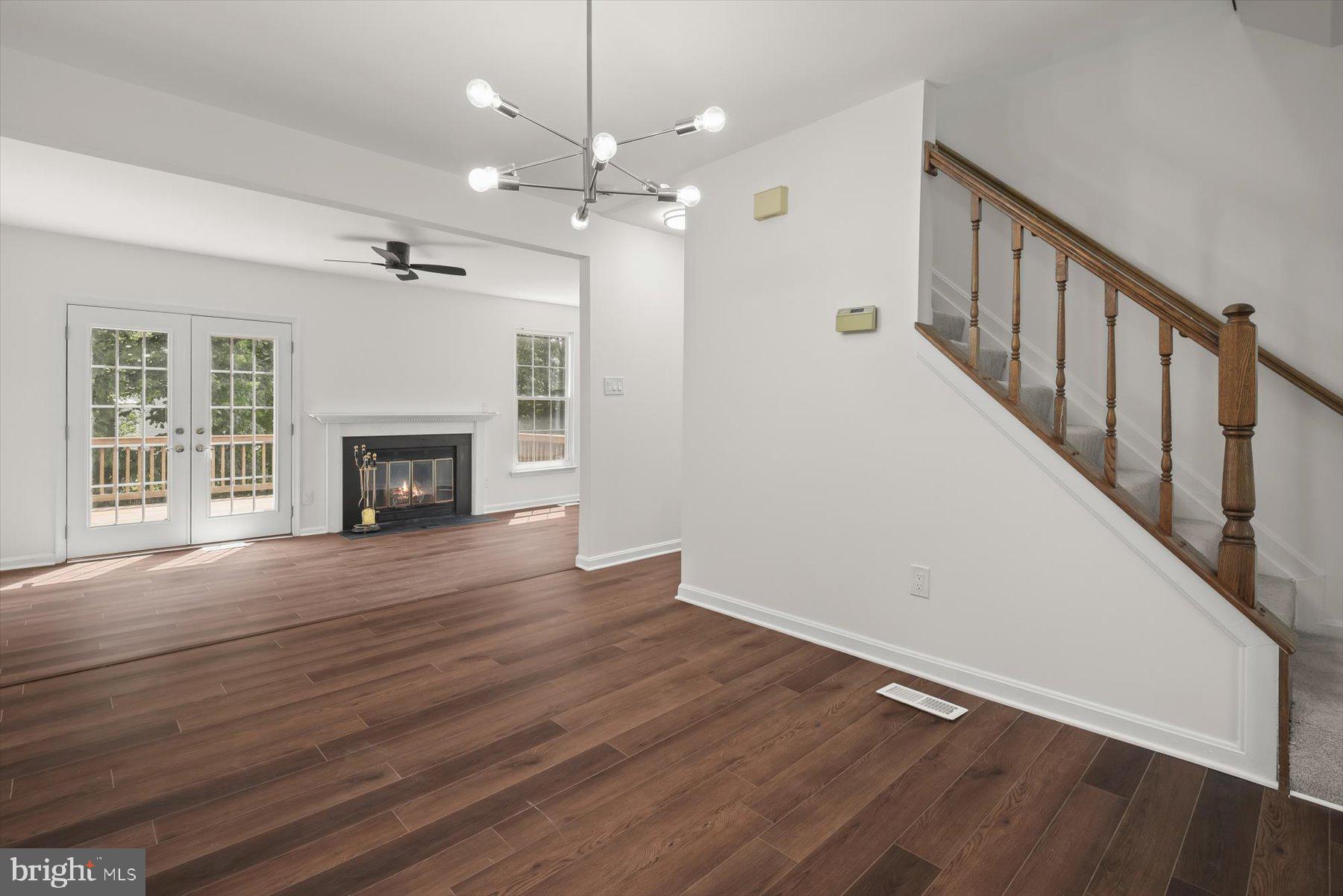 9439 FENS HOLLOW