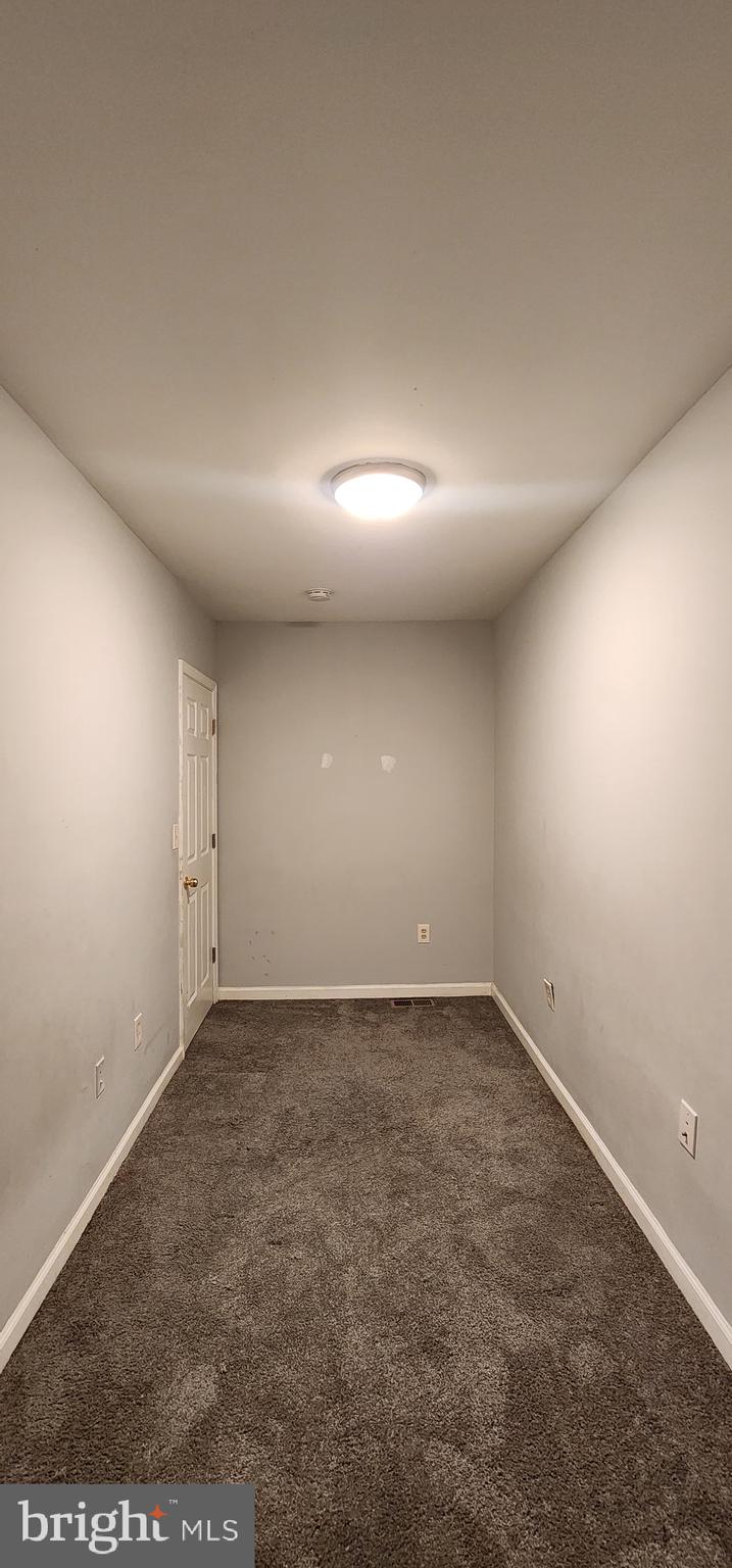 BROADWAY EAST - Residential Lease