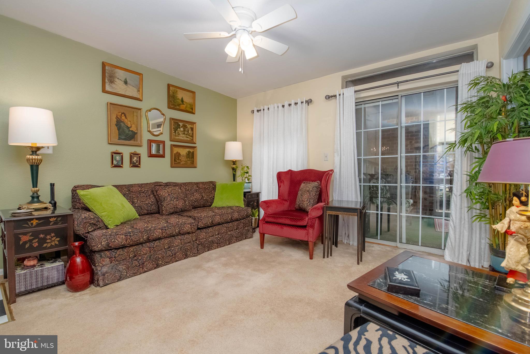 ENGLISH COUNTRY MANOR - Residential