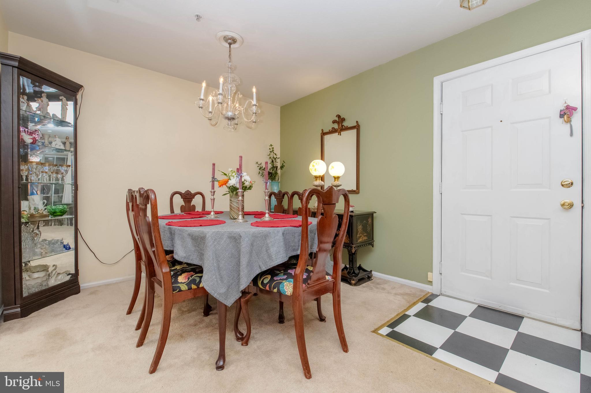 ENGLISH COUNTRY MANOR - Residential