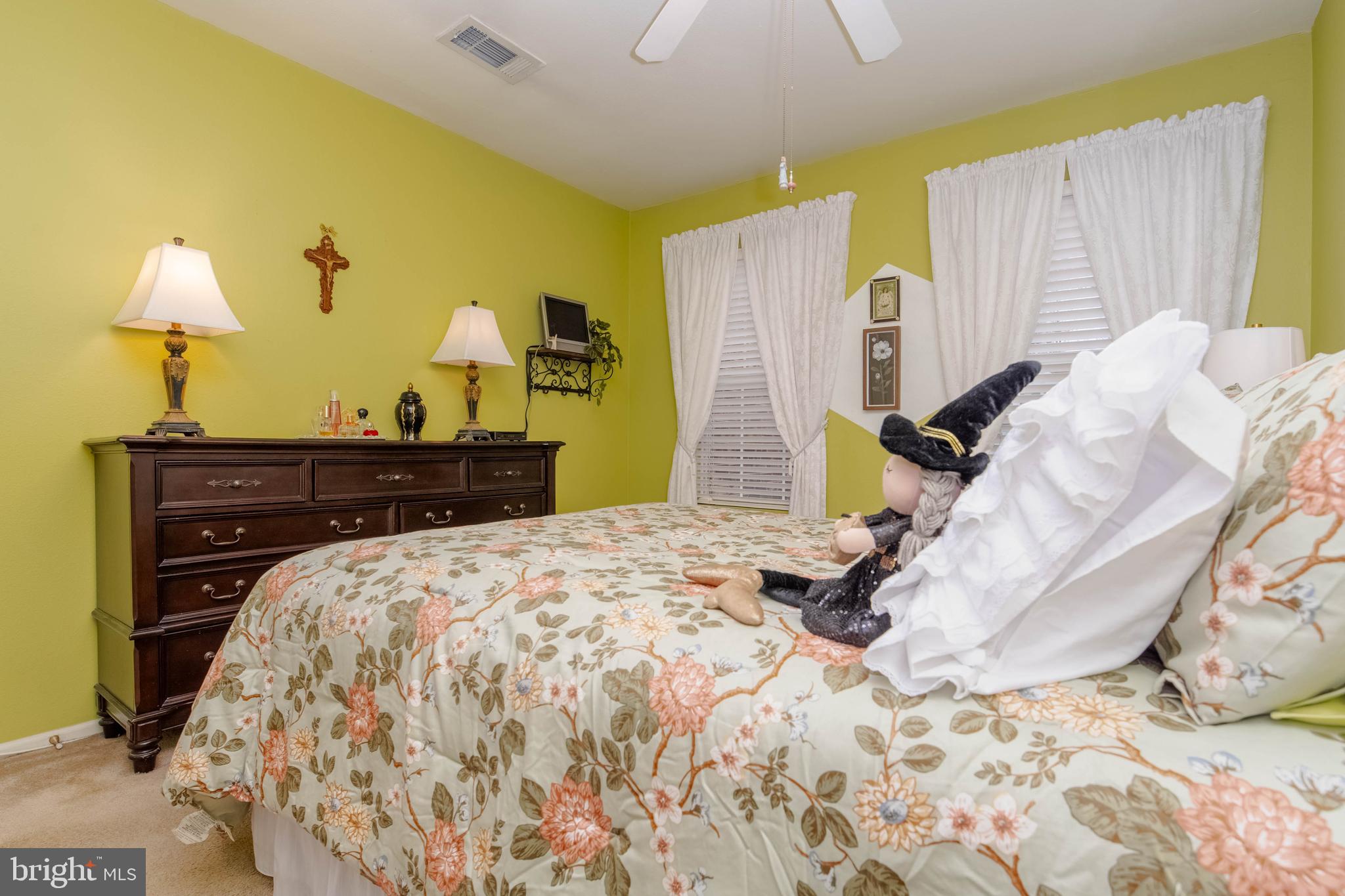 ENGLISH COUNTRY MANOR - Residential