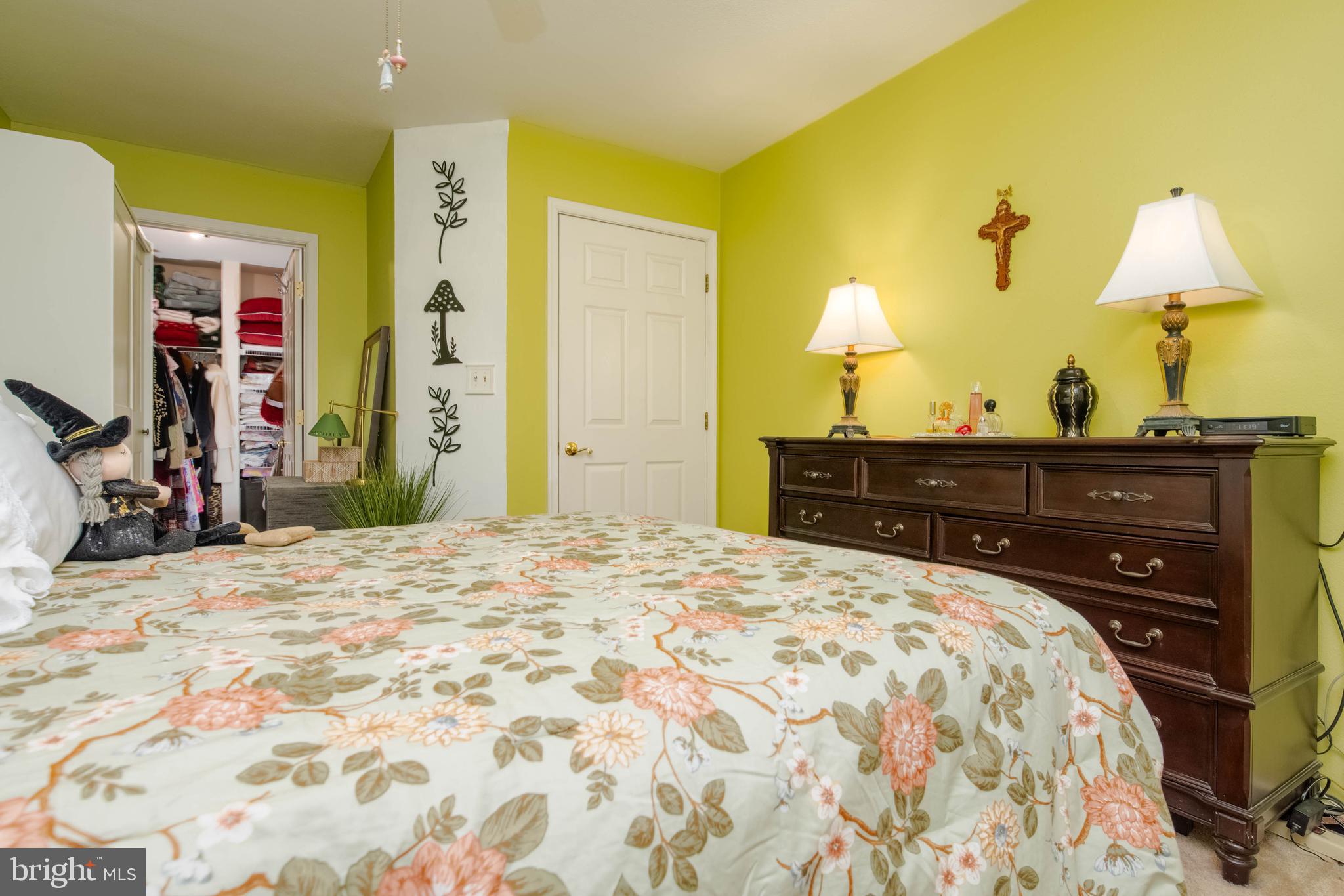 ENGLISH COUNTRY MANOR - Residential