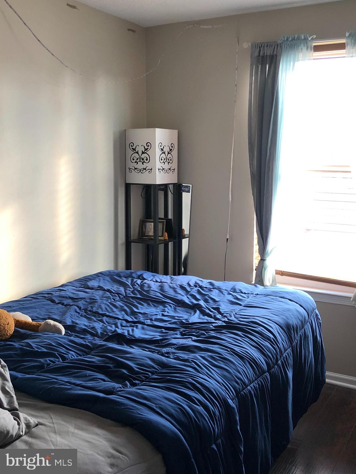 HILLCREST KNOLLS - Residential