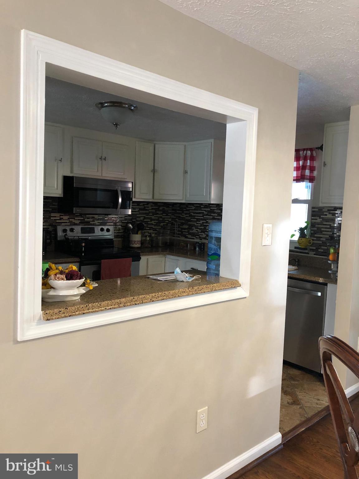 HILLCREST KNOLLS - Residential