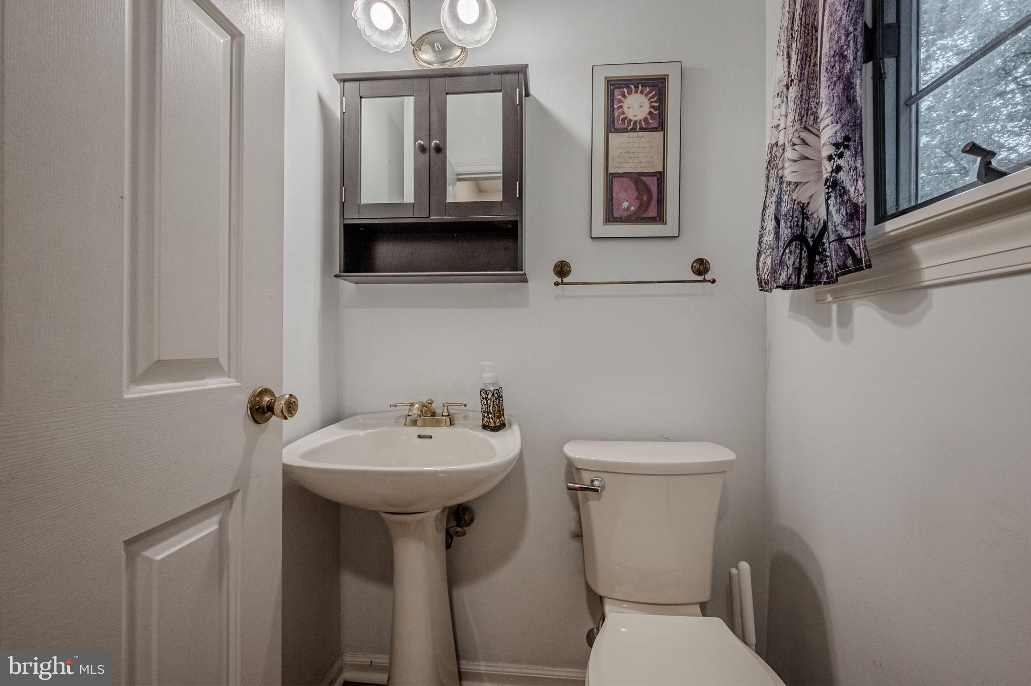 DEACONS WALK - Residential