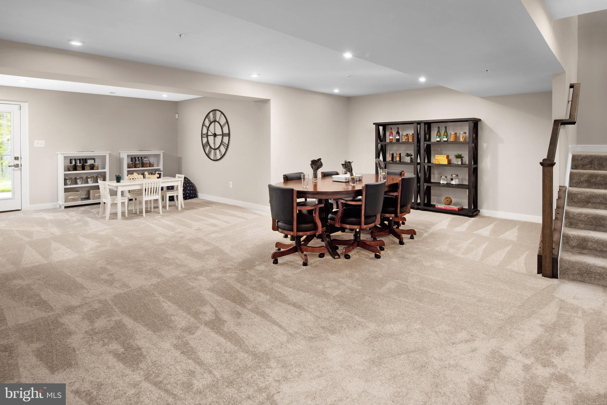 HERITAGE WOODS - Residential