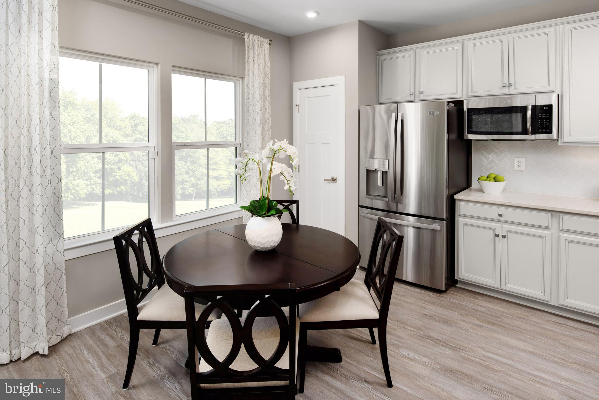 HERITAGE WOODS - Residential