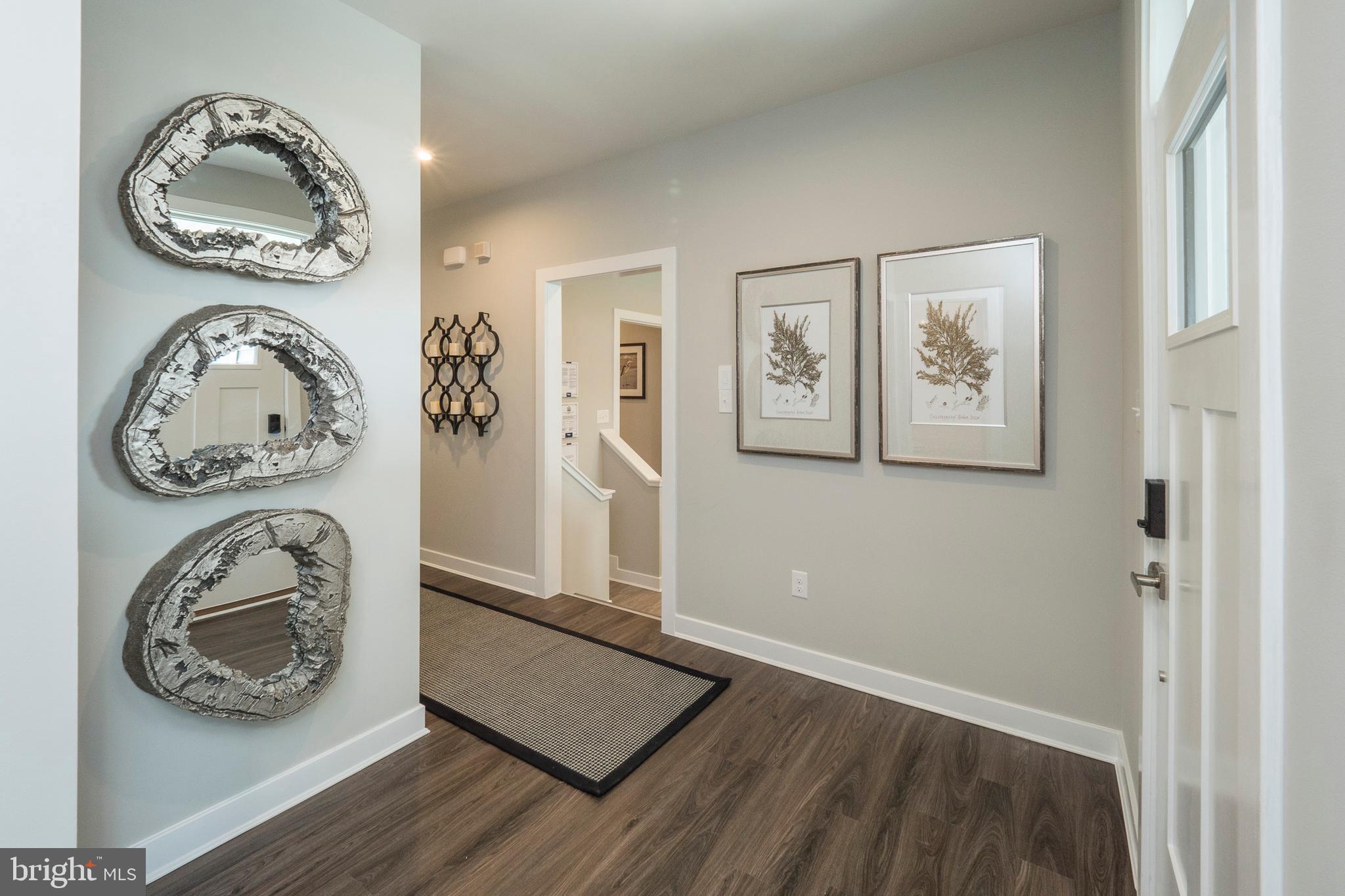 HERITAGE WOODS - Residential