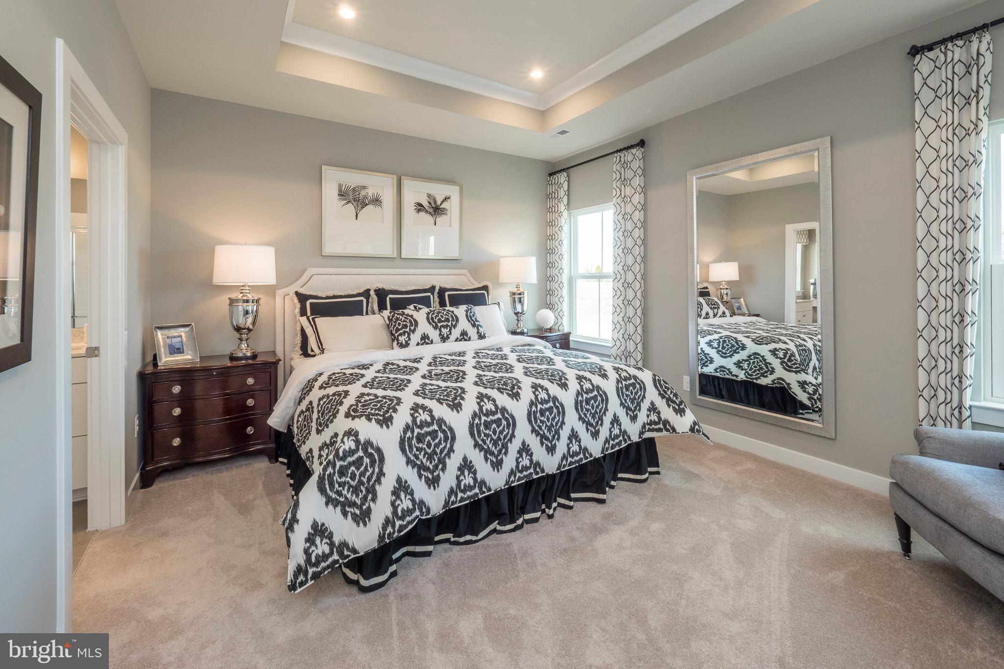 HERITAGE WOODS - Residential