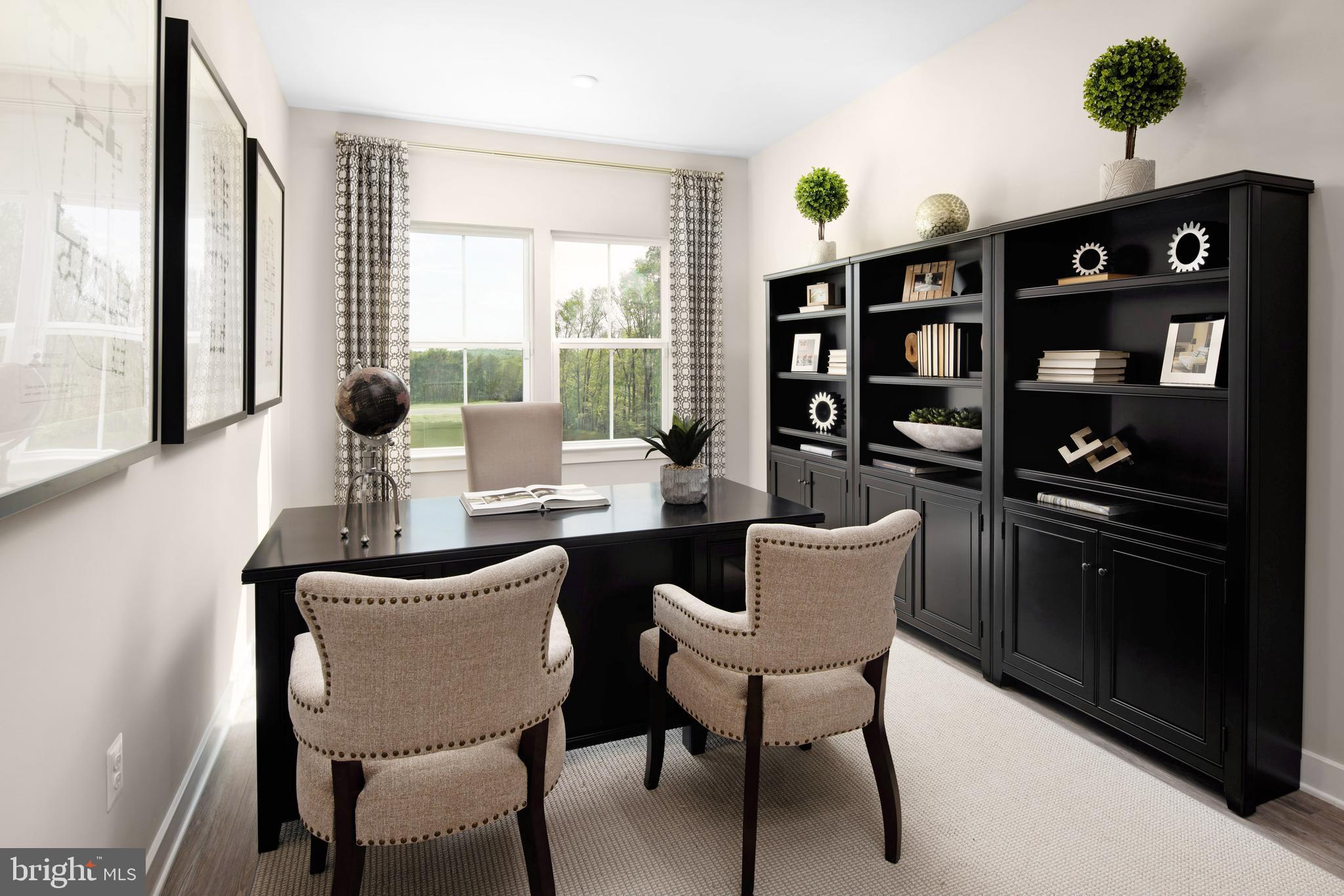 HERITAGE WOODS - Residential