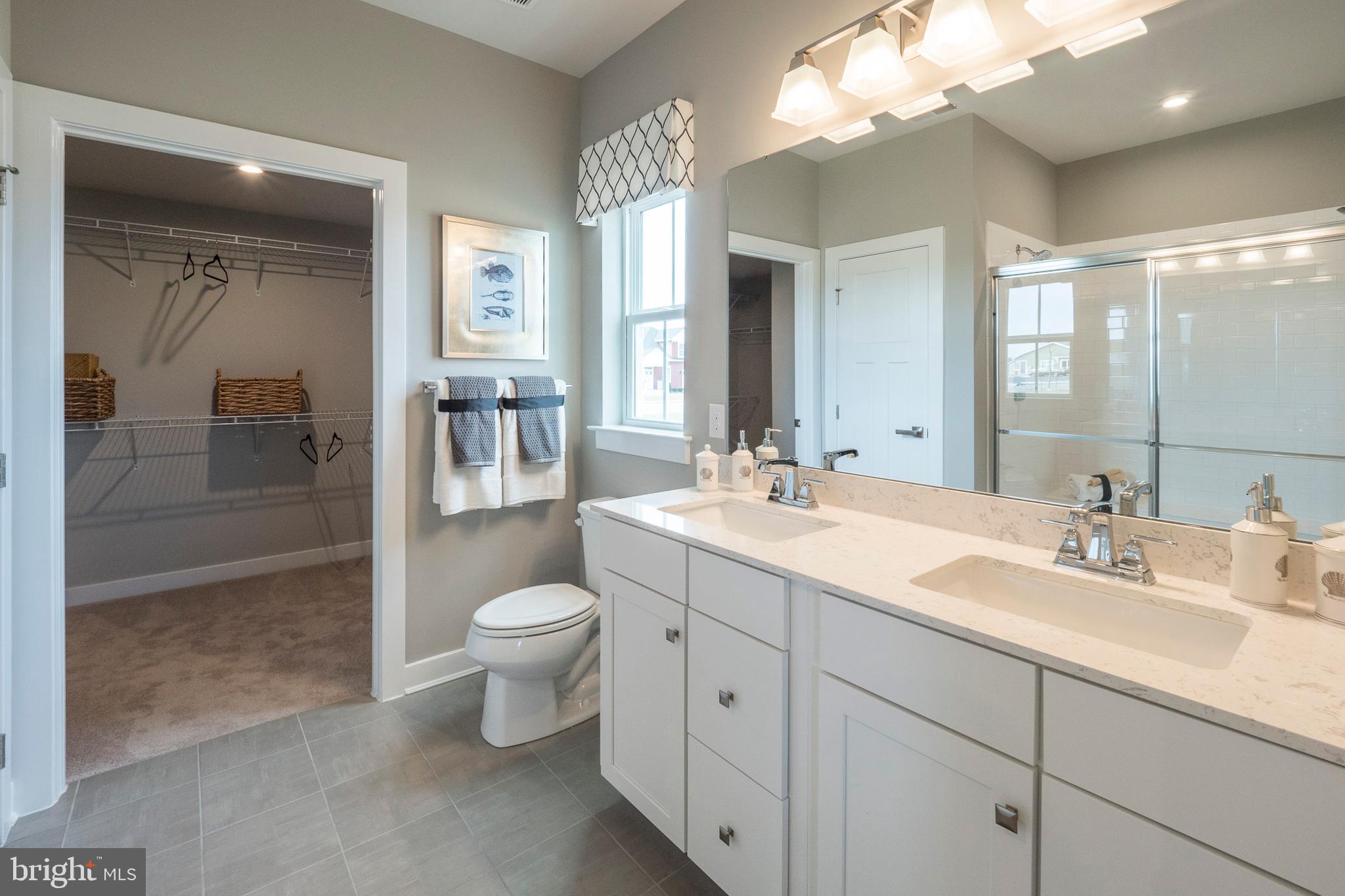 HERITAGE WOODS - Residential