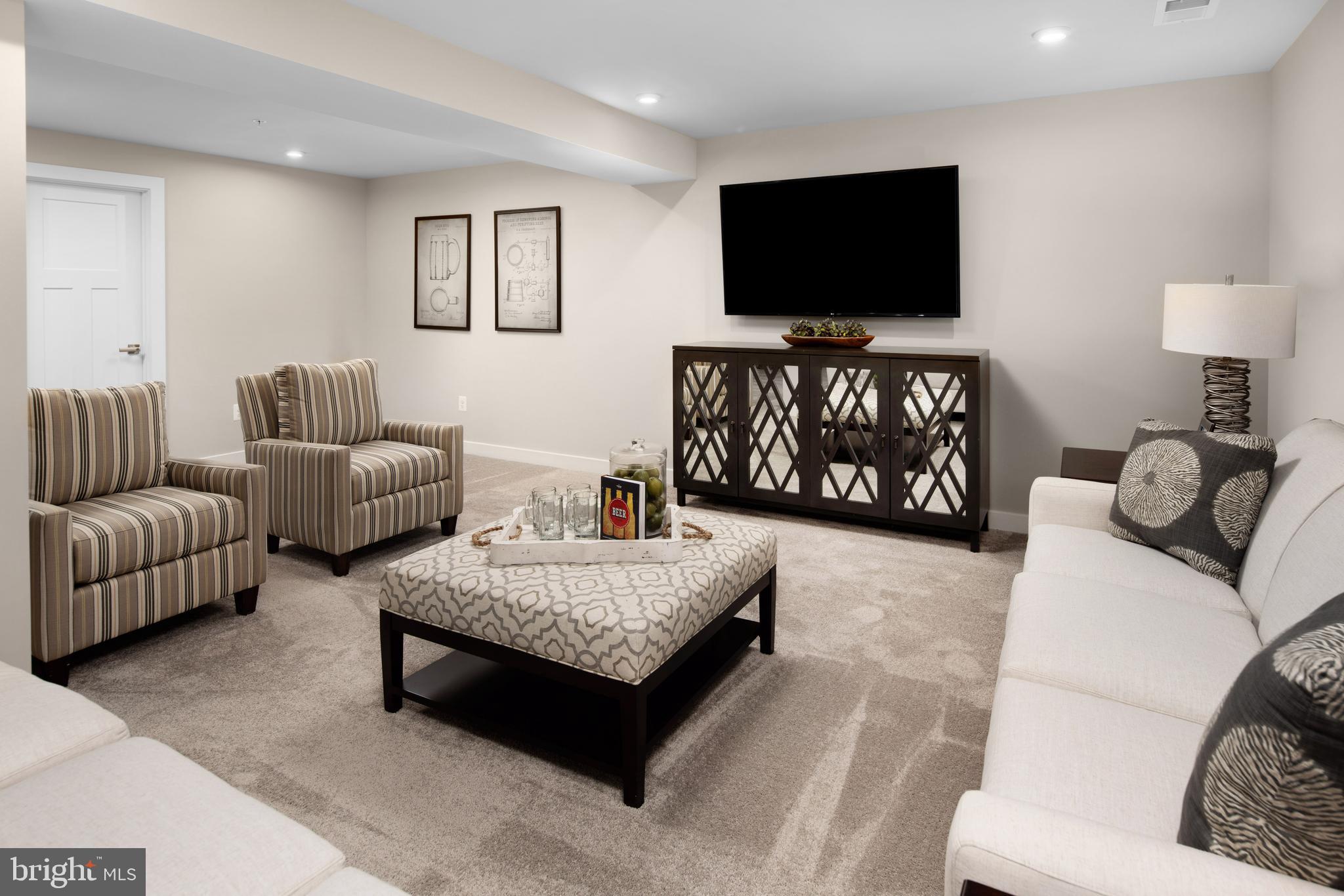 HERITAGE WOODS - Residential