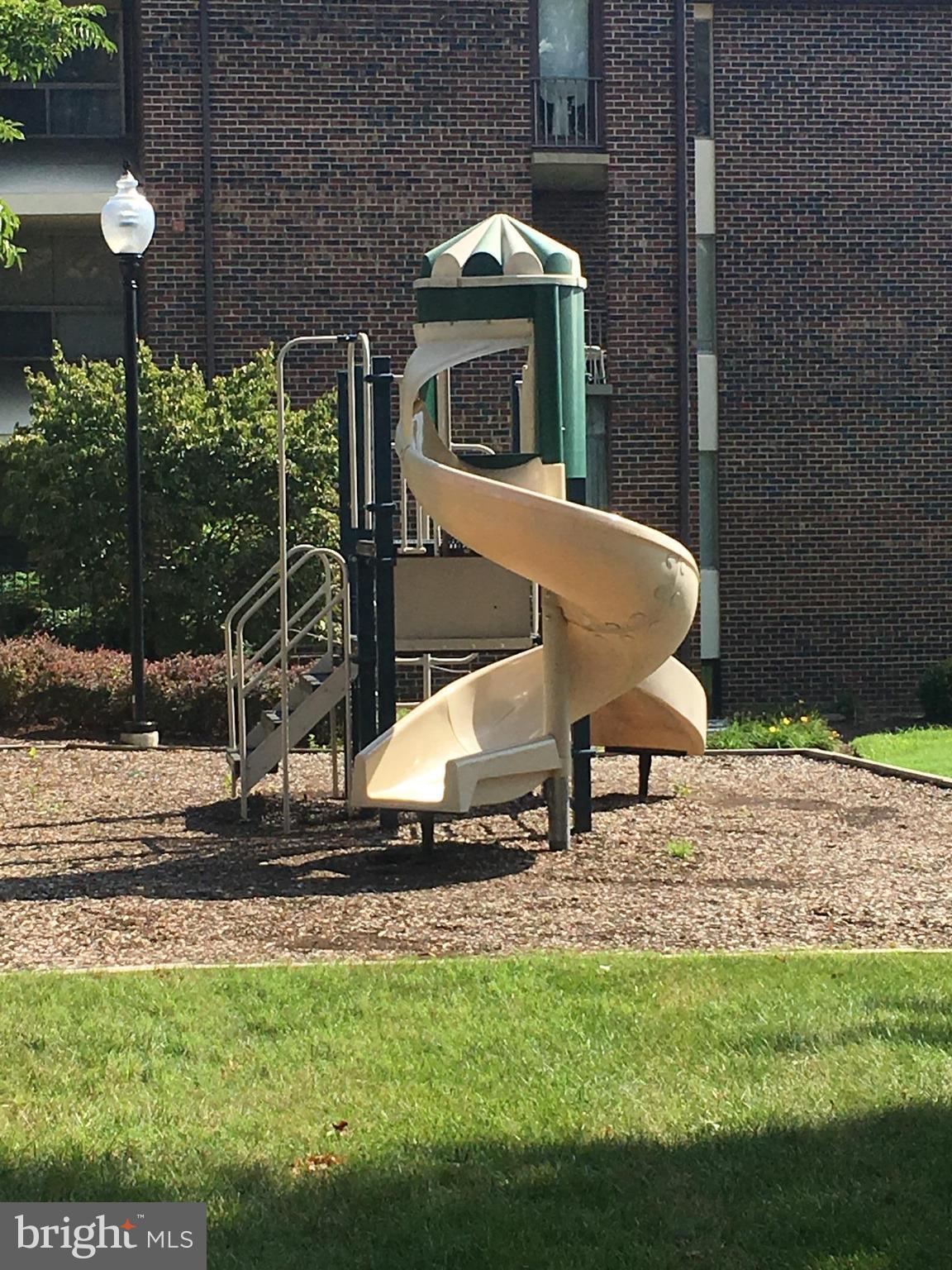 GREENBRIAR CONDO PHASE I - Residential