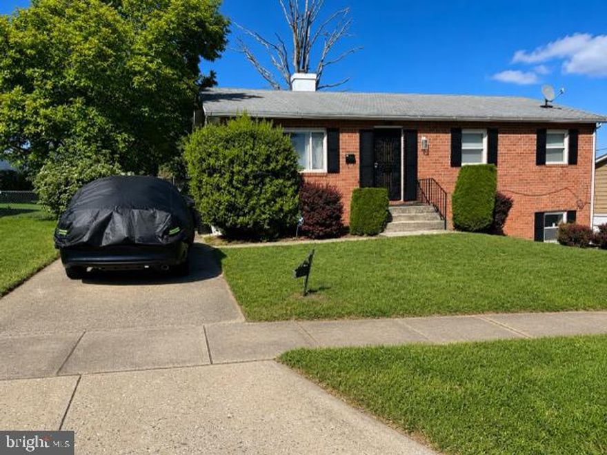 Welcome to 6818 Yataruba Drive! This well-maintained home offers spacious living areas, great natural light, and plenty of potential for its next owner. Conveniently located near shopping, dining, major commuter routes, and local amenities. Being sold AS-IS, but shows well and has been cared for over the years. Perfect opportunity for a buyer looking to add their personal touch and make this home their own. Schedule your showing today!