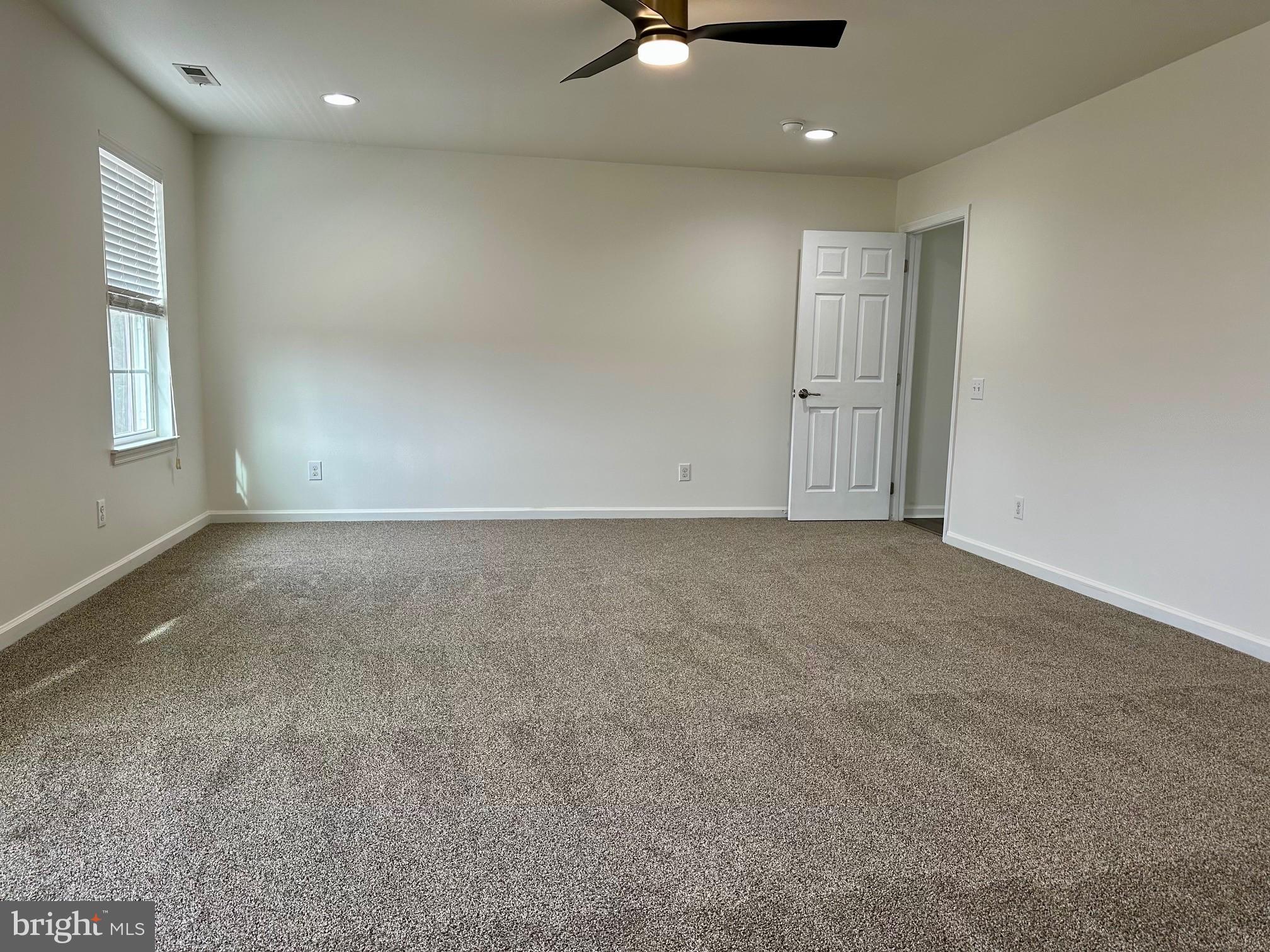 APPLECROSS - Residential Lease