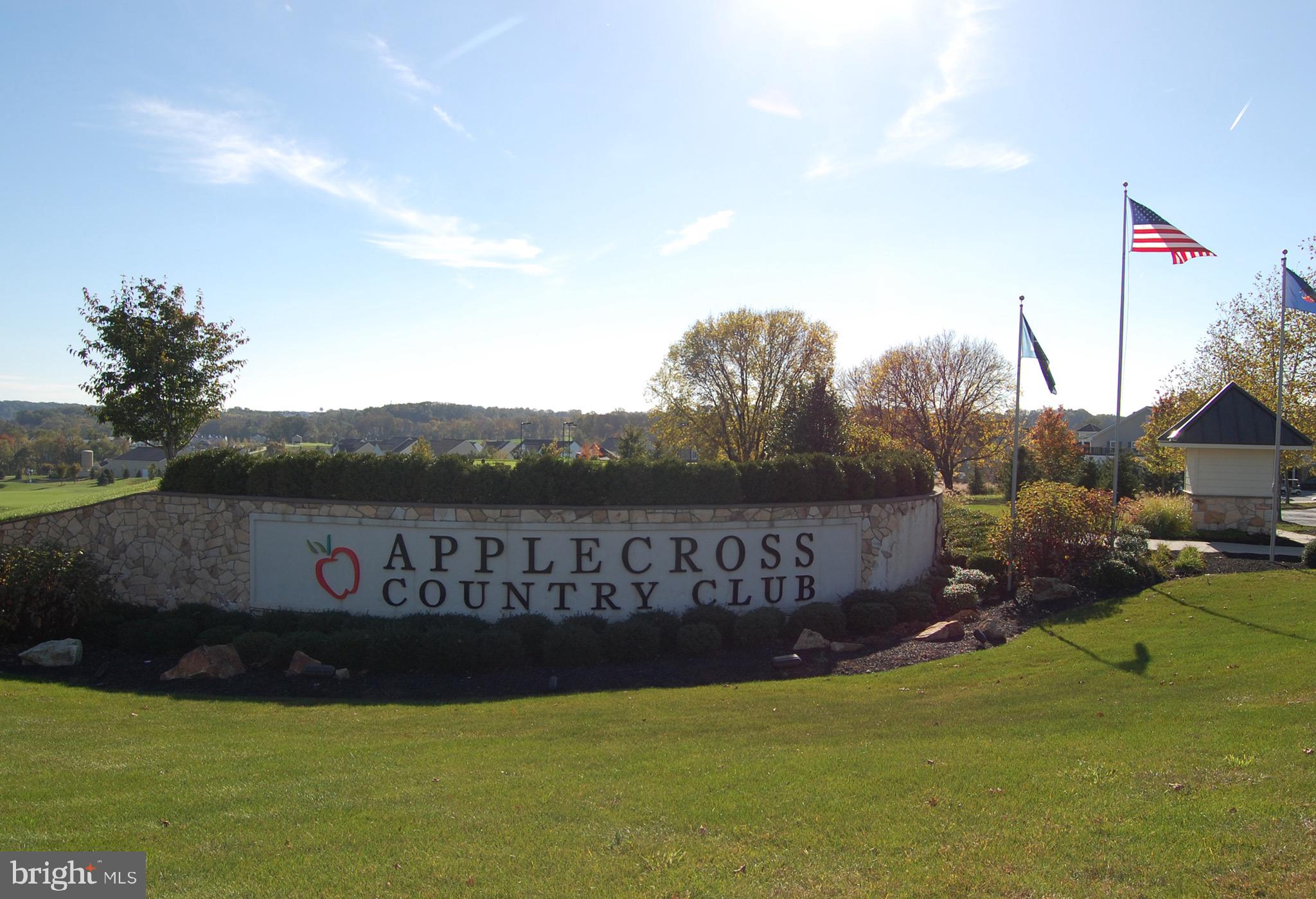 APPLECROSS - Residential Lease