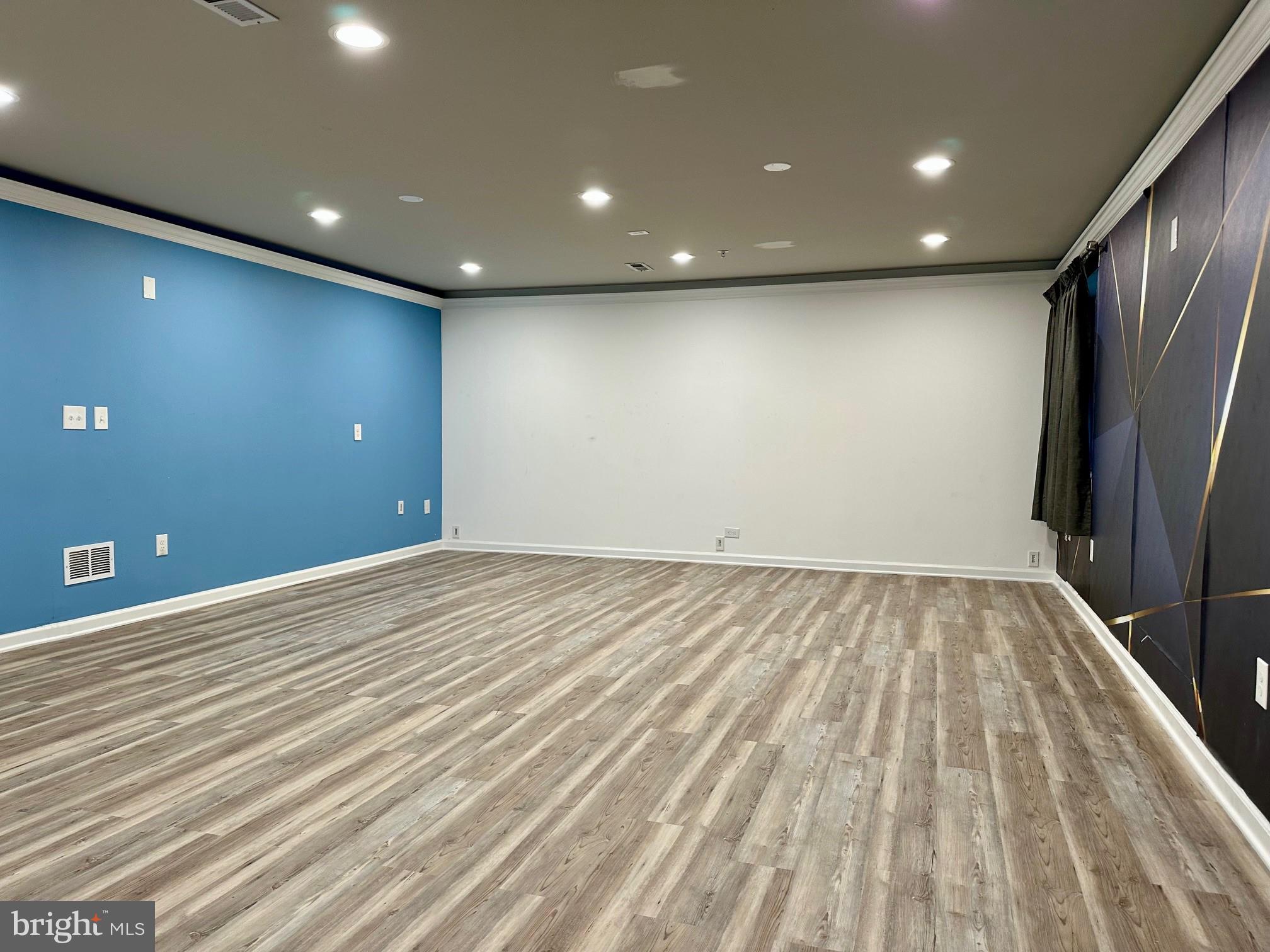 APPLECROSS - Residential Lease