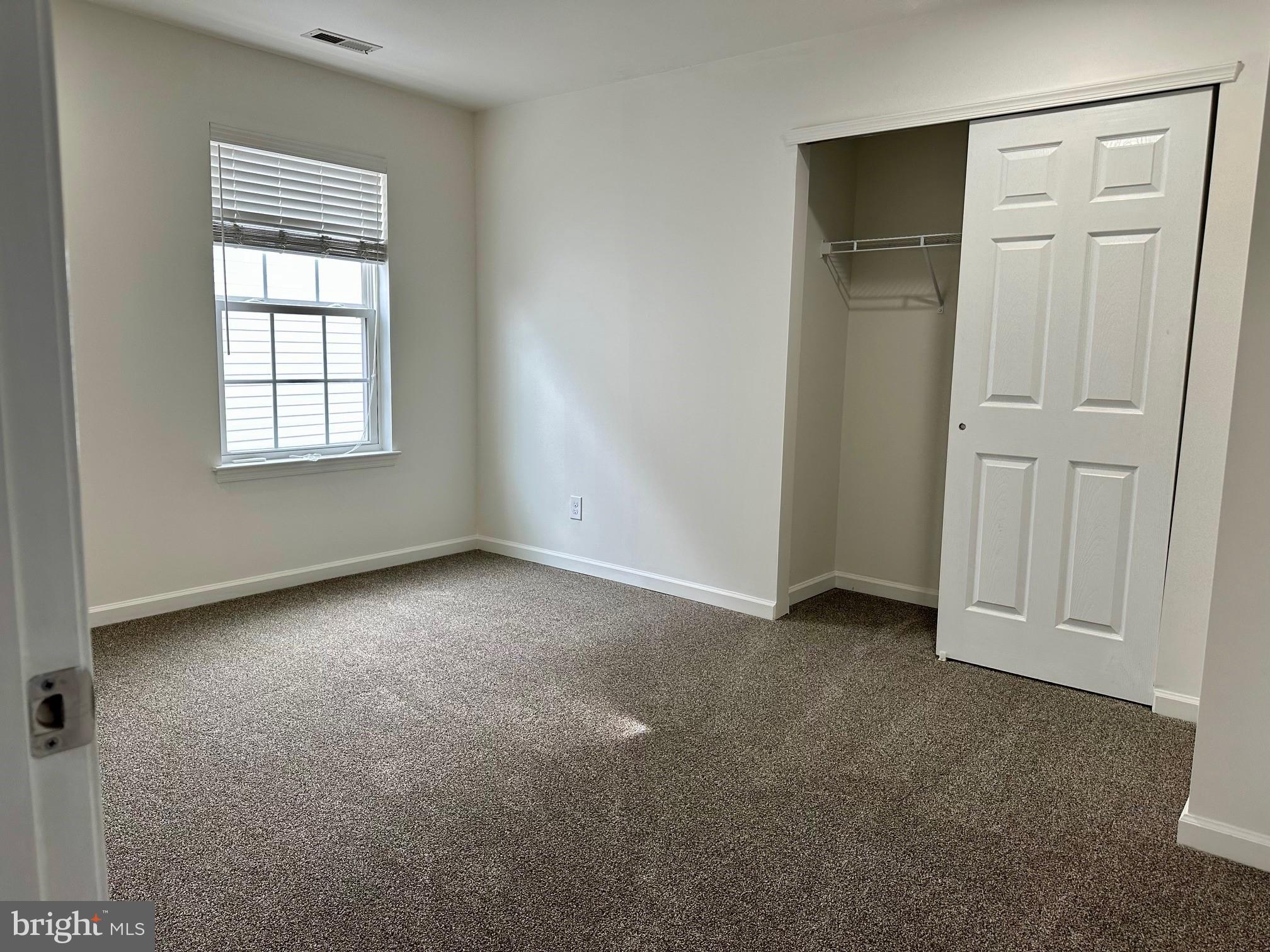 APPLECROSS - Residential Lease