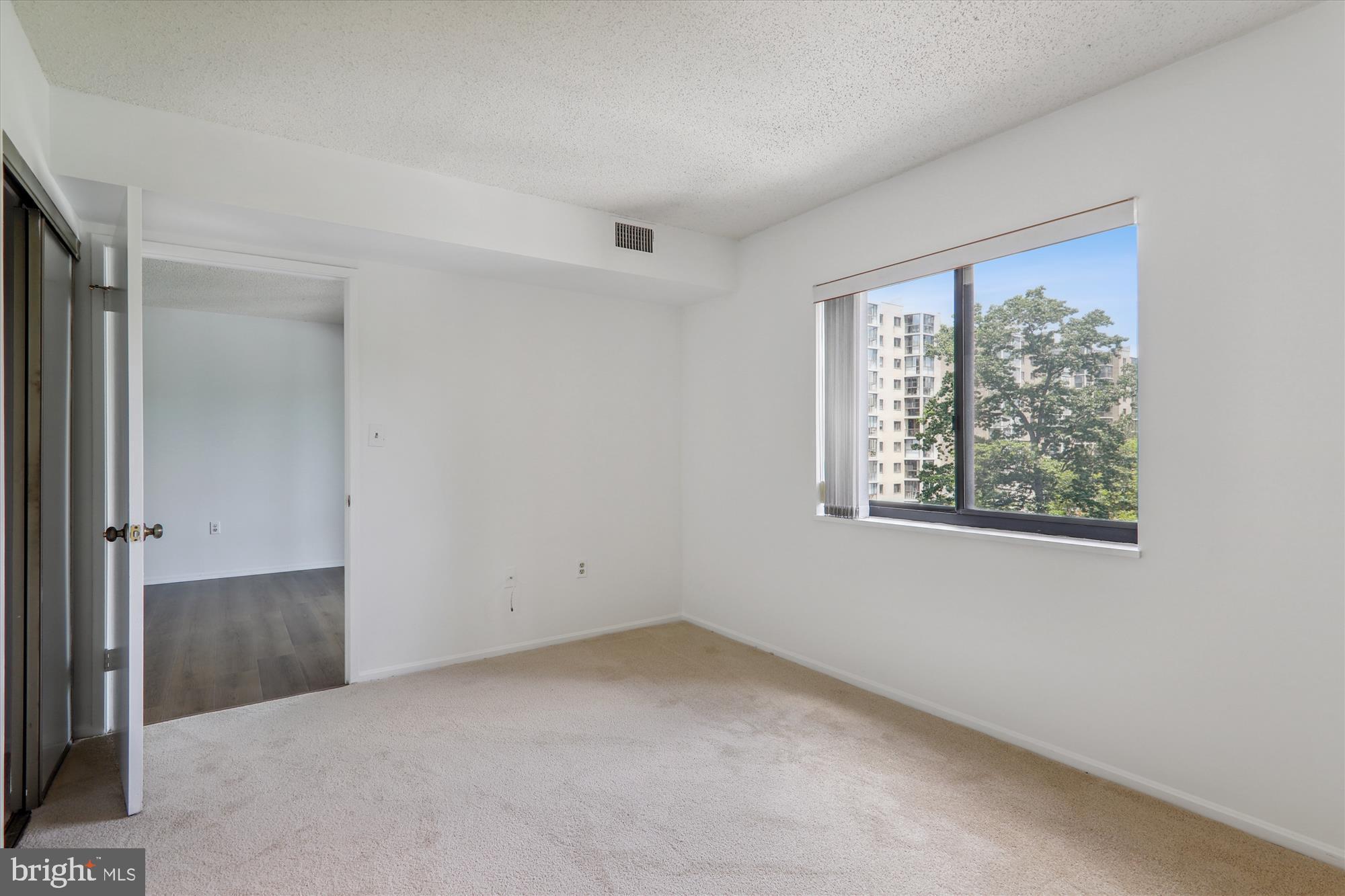 GREENS AT LEISURE WORLD - Residential