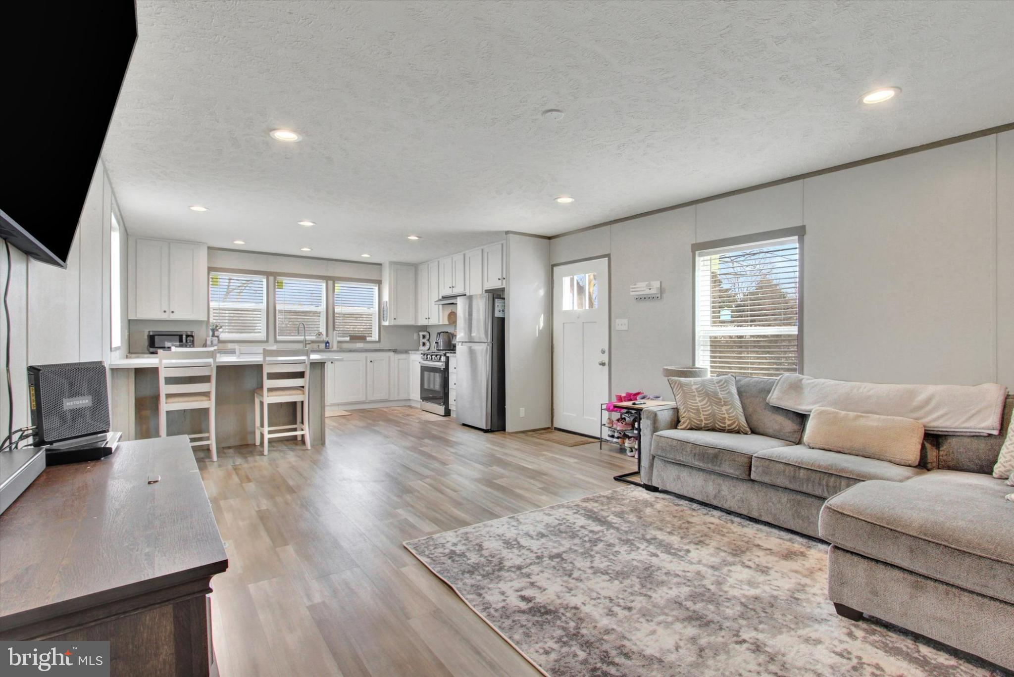 39 CHESAPEAKE ESTATE