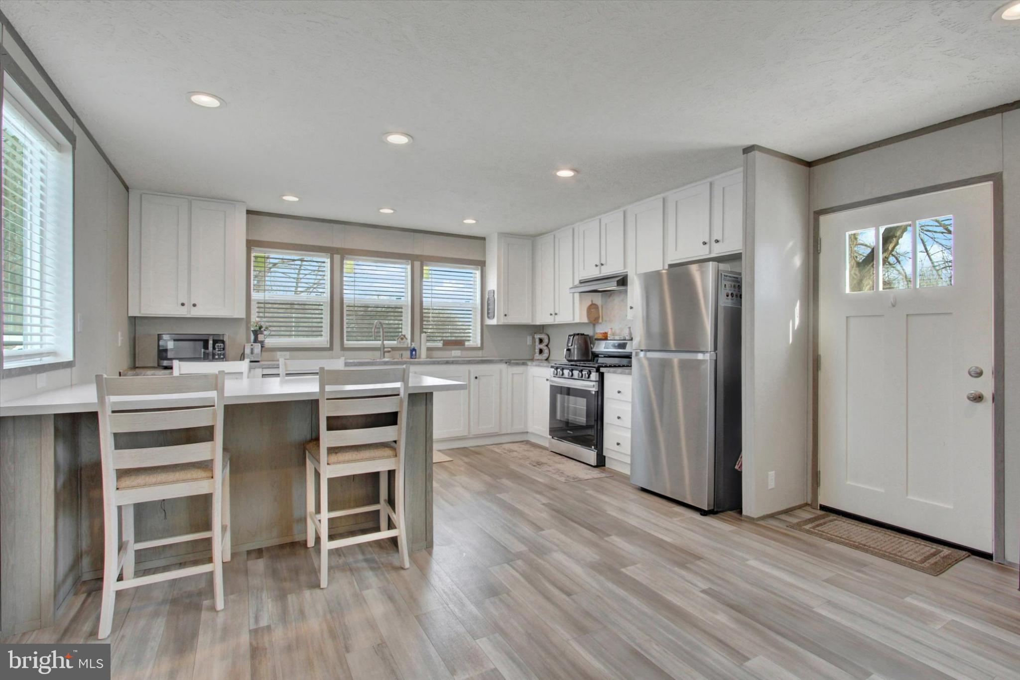 39 CHESAPEAKE ESTATE