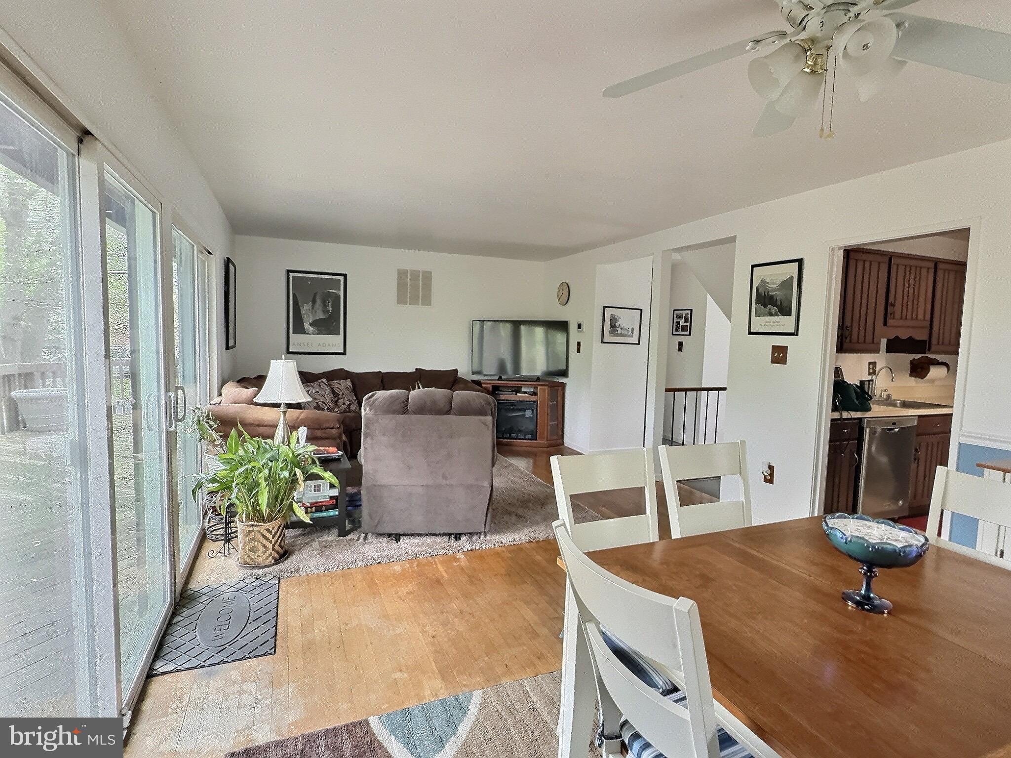 FORT WASHINGTON ESTATES - Residential